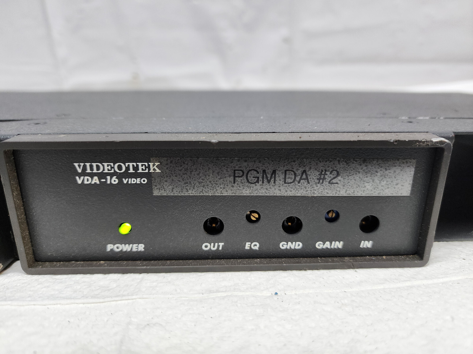 Videotek VDA-16 Video Distribution Amplifier W/ 1x VIT-411
