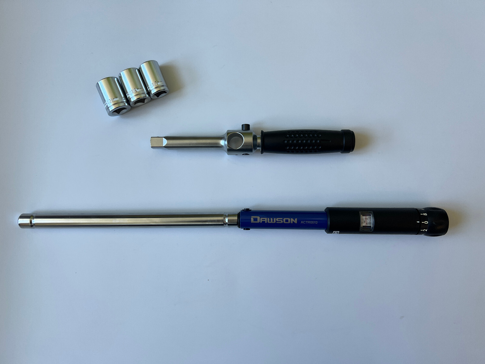 Auto Cross Torque Wrench Set with Sliding Handle; Includes 1/2" sockets & Case