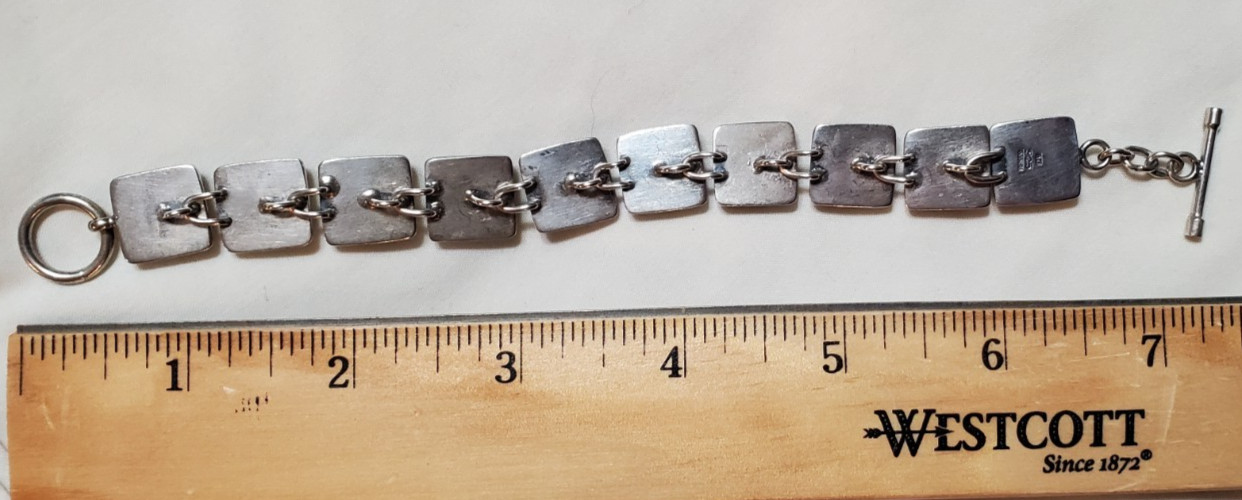 Sterling Silver Cutout Square Link Toggle Bracelet