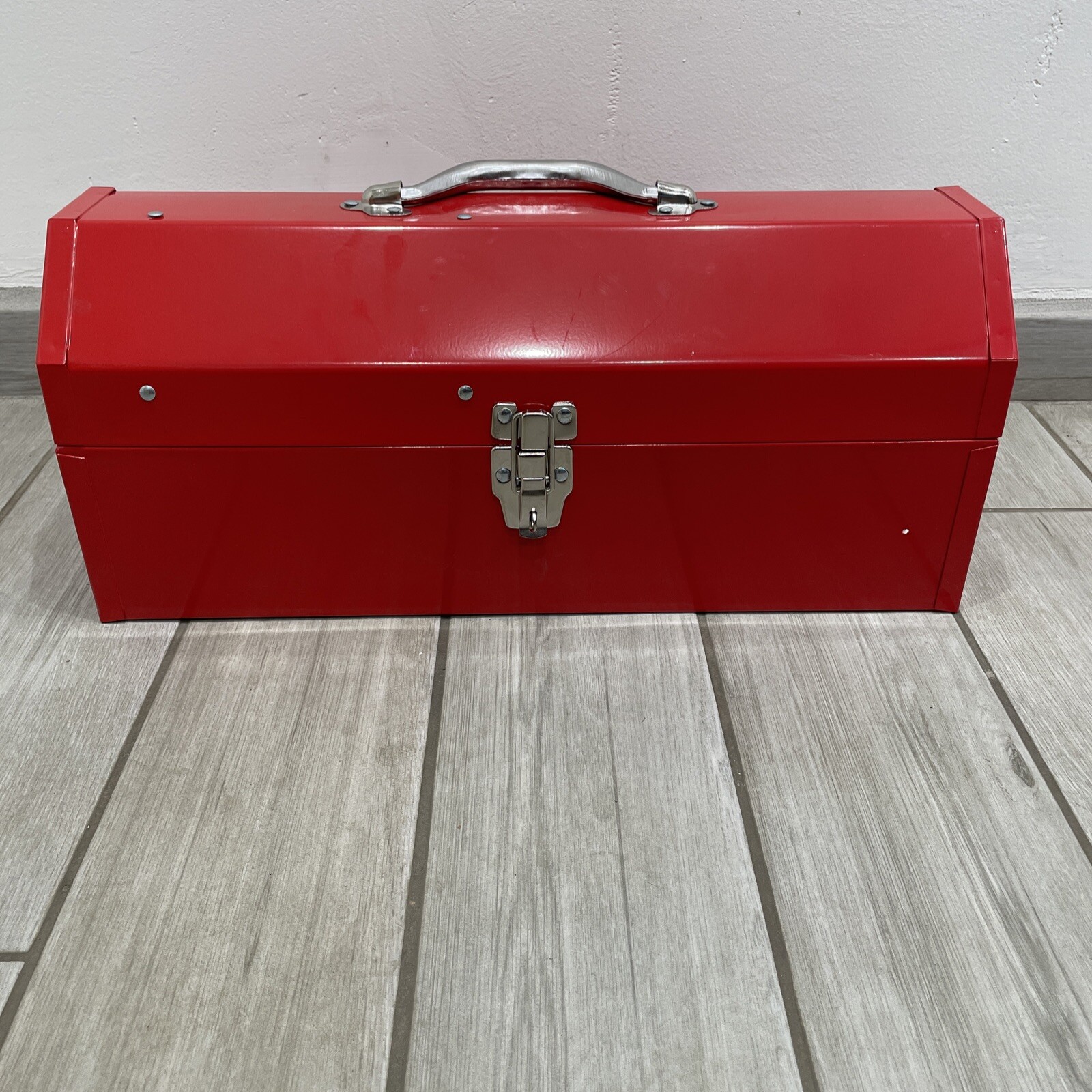(C) Cortina 95-04-004 Roadside Emergency Kit With Steel Case 3-Triangles⚡️