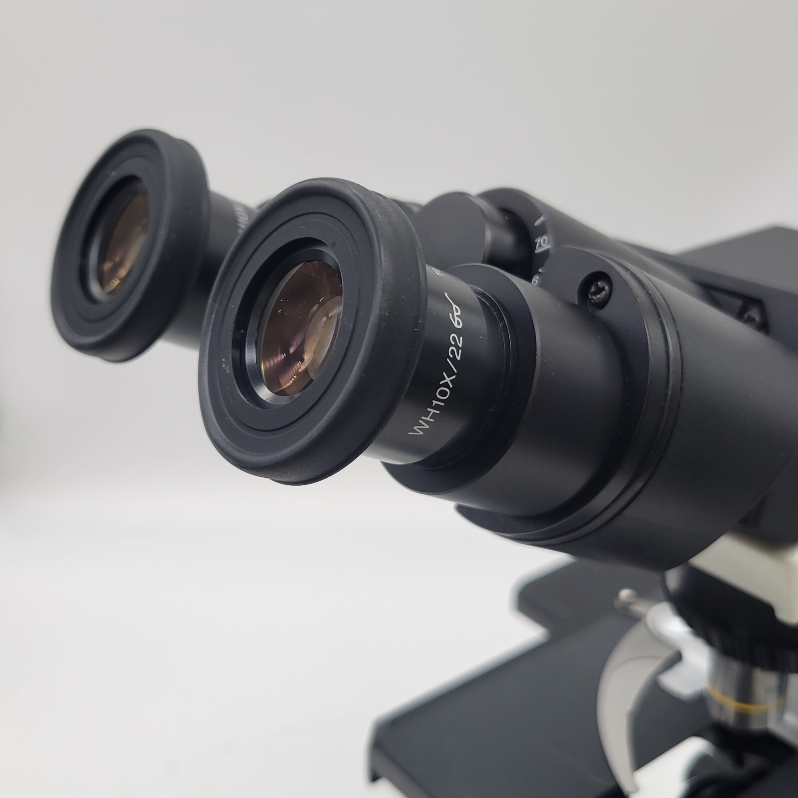 Olympus Microscope BX50 with Binocular Head and 4x, 10x, 40x Objectives