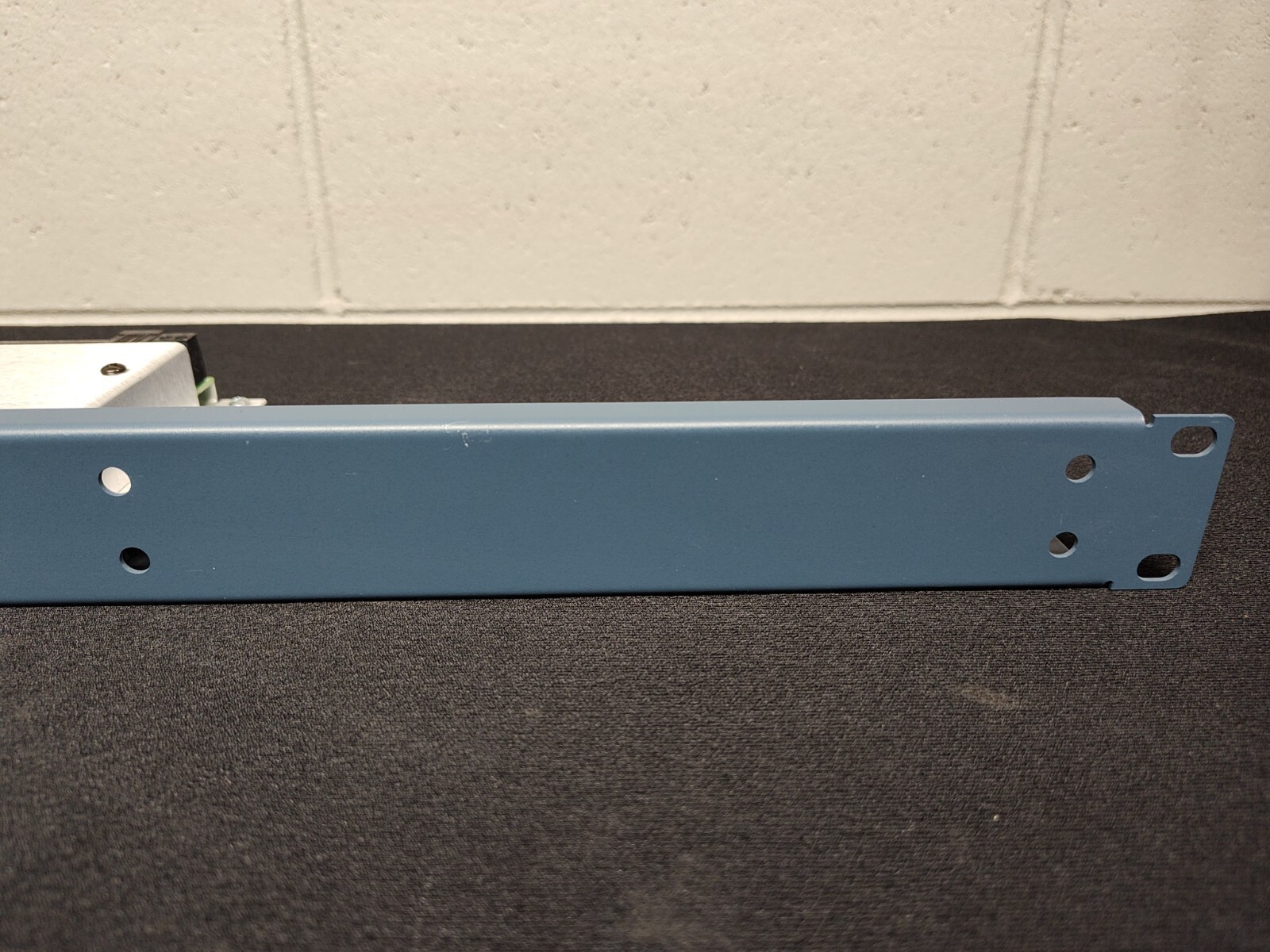 Broadcast Tools DEC-16 Decoder/Encoder w/RM-3 Rack Shelf