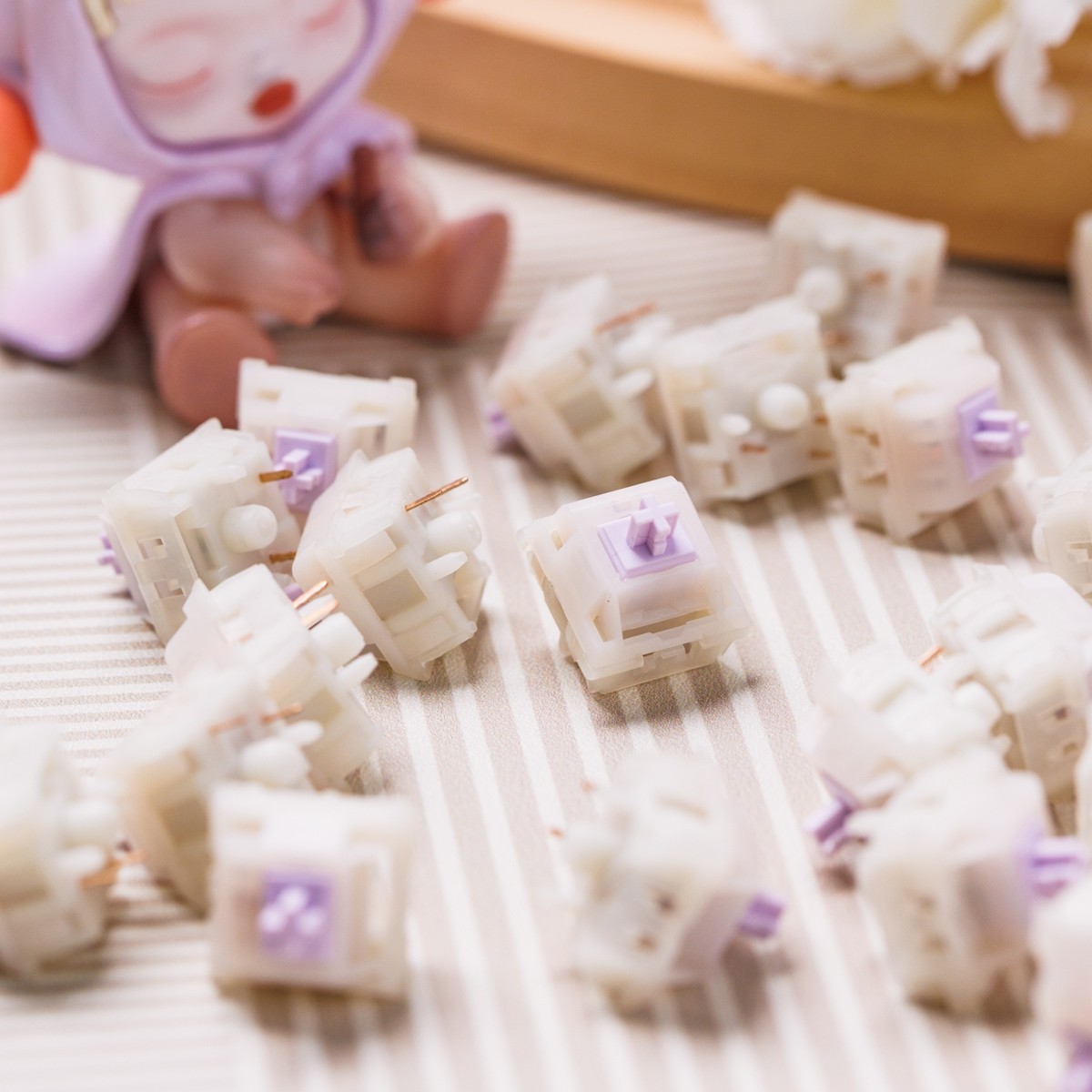 Little Witch Switches (37g trigger-medium pressure-linear-90PCS)
