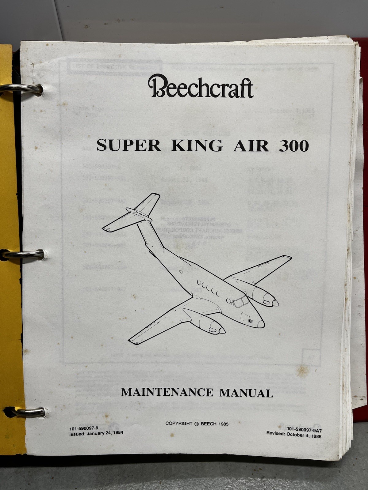 Beechcraft Super King Air 300 Series Maintenance Manual 101-590097-9