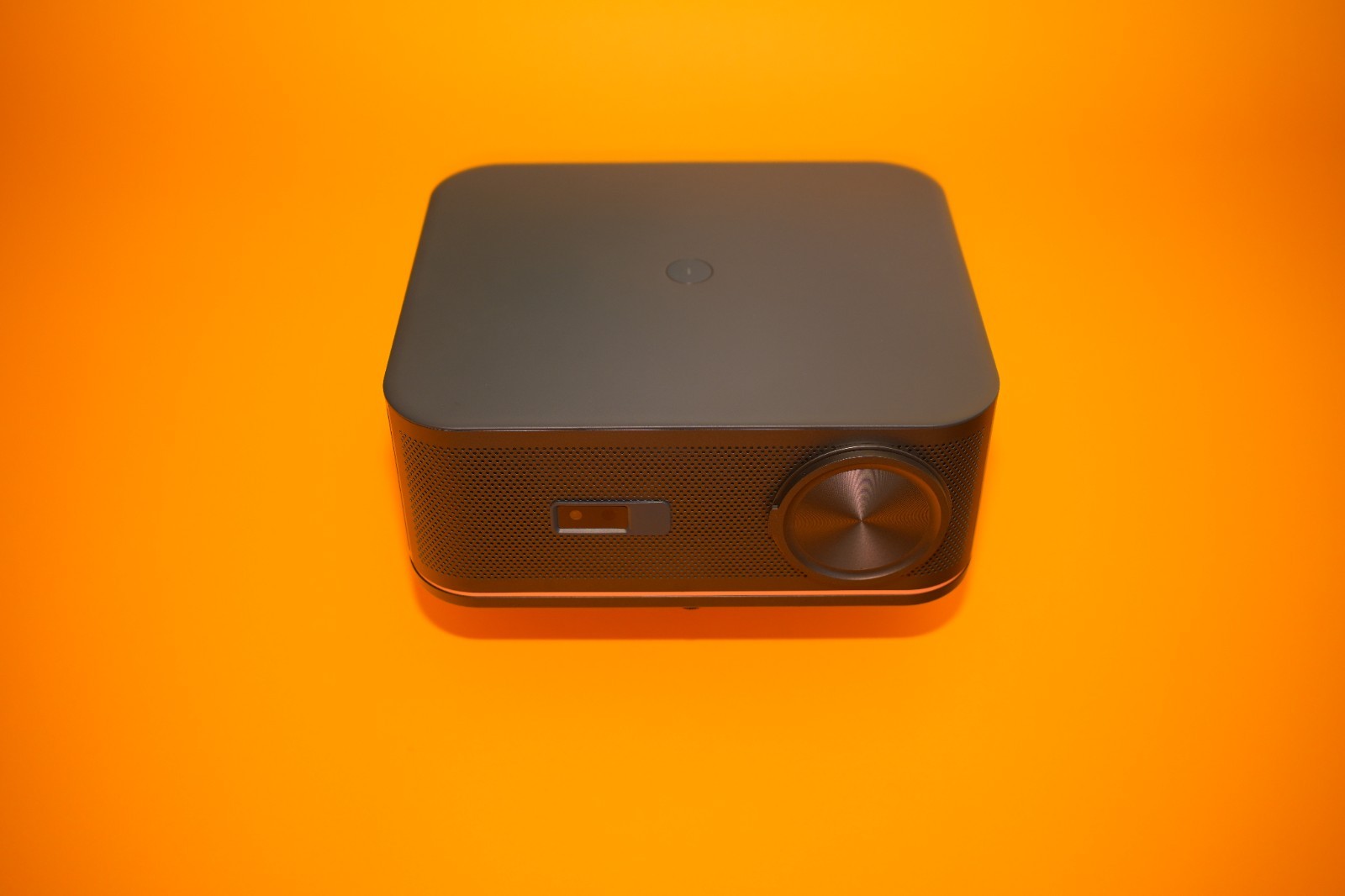 HAPPRUN 2000 ANSI Projector 4K Decoding WiFi Bluetooth Auto Focus 300” Display