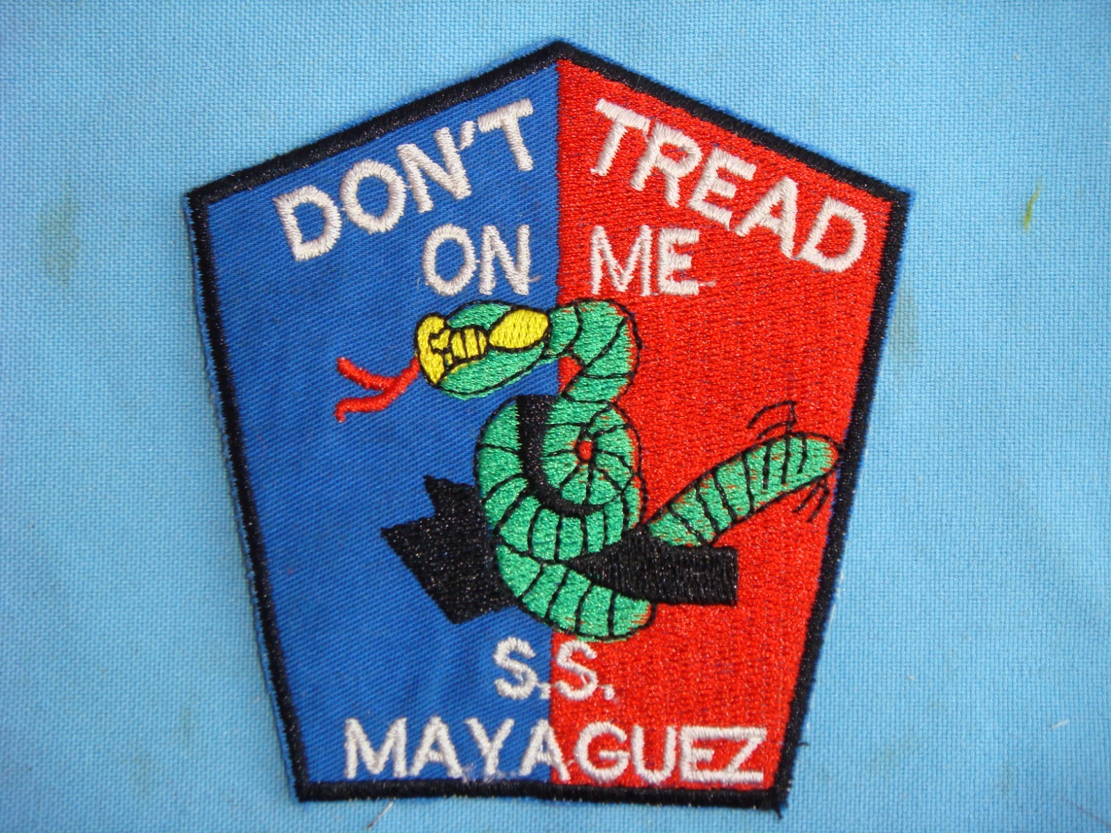VIETNAM WAR PATCH RESCUE OPERATION SS MAYAGUEZ " DON'T TREAT ON ME "