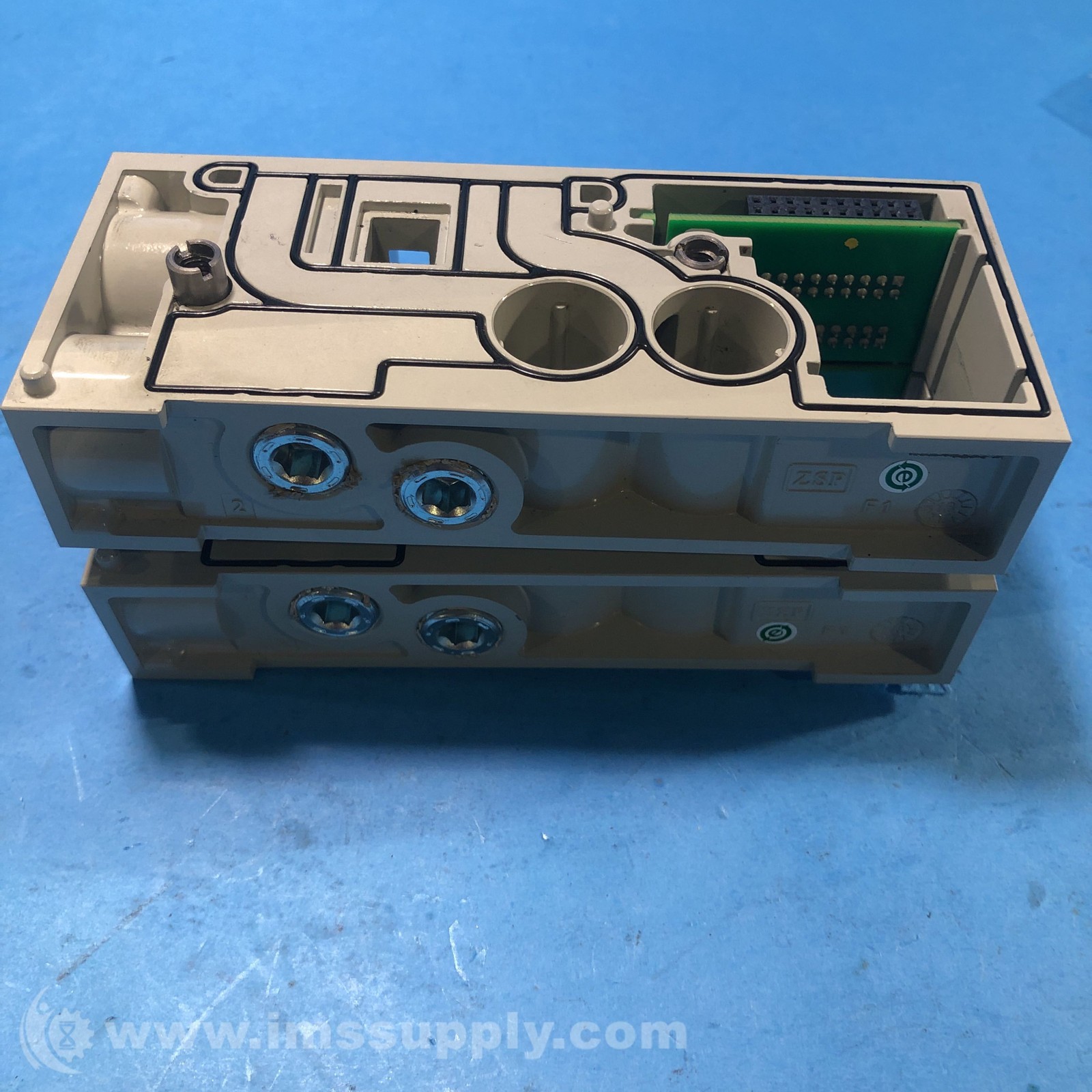 Numatics Double Z-Board FNIP