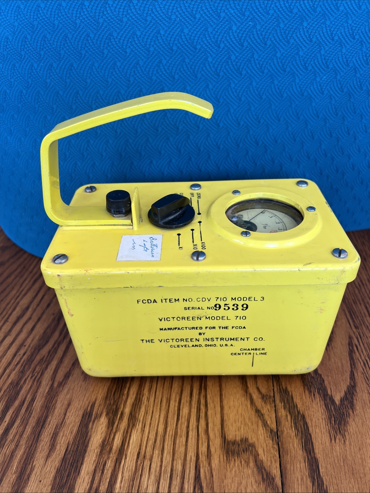 Victoreen Radiation Survey CDV-710 Model 3 Geiger Counter Serial # 9539 1960s