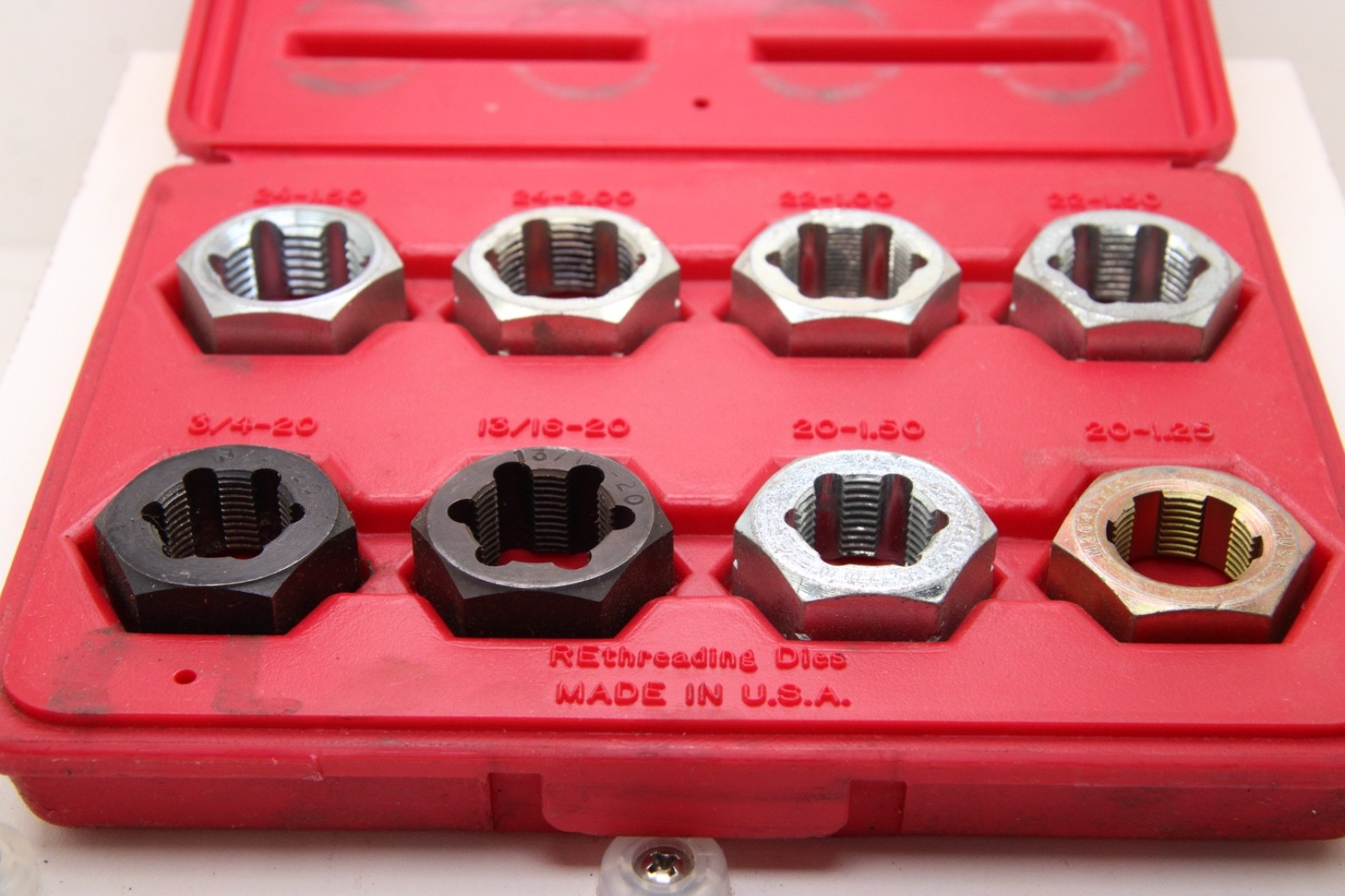 Unbranded SAE & Metric Bolt 8 Piece Thread Rethreading Rethreader Die Set USA