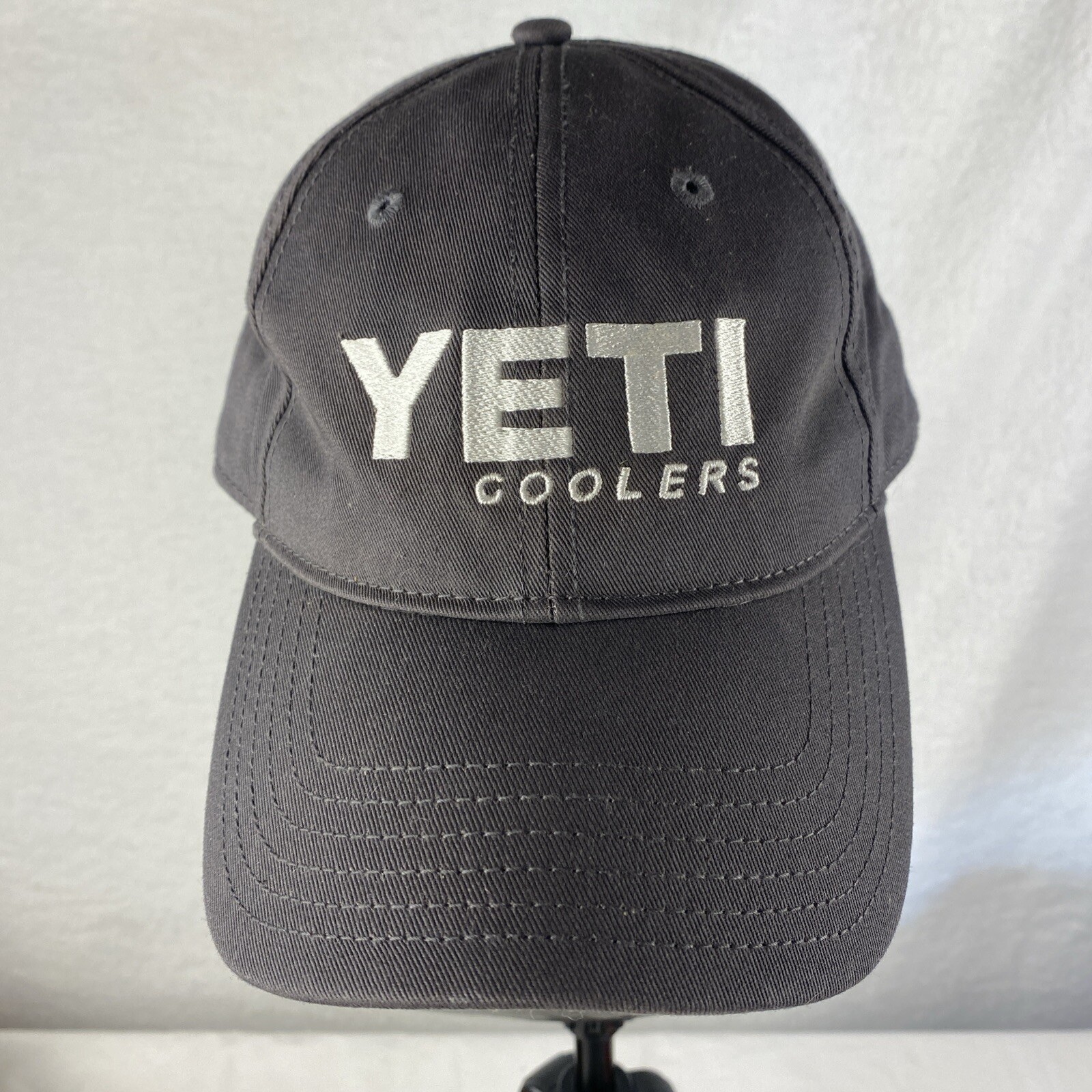 YETI Coolers Hat Cap Adjust Strap Vacation Sports Boating Hunting Fishing Rodeo
