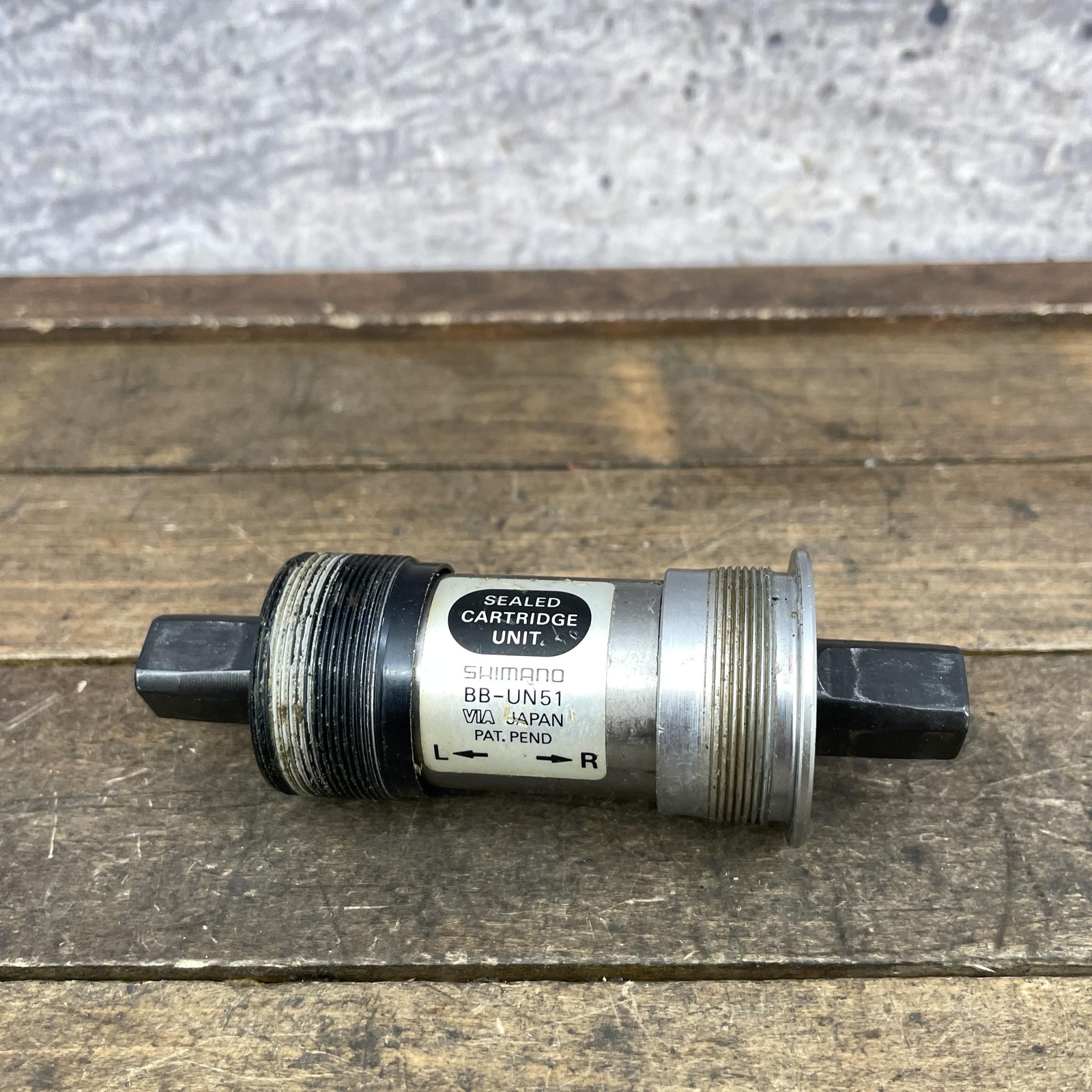 Shimano BB-UN51 Sealed Bottom Bracket 68mm BSA 113mm Square Taper JIS Japan