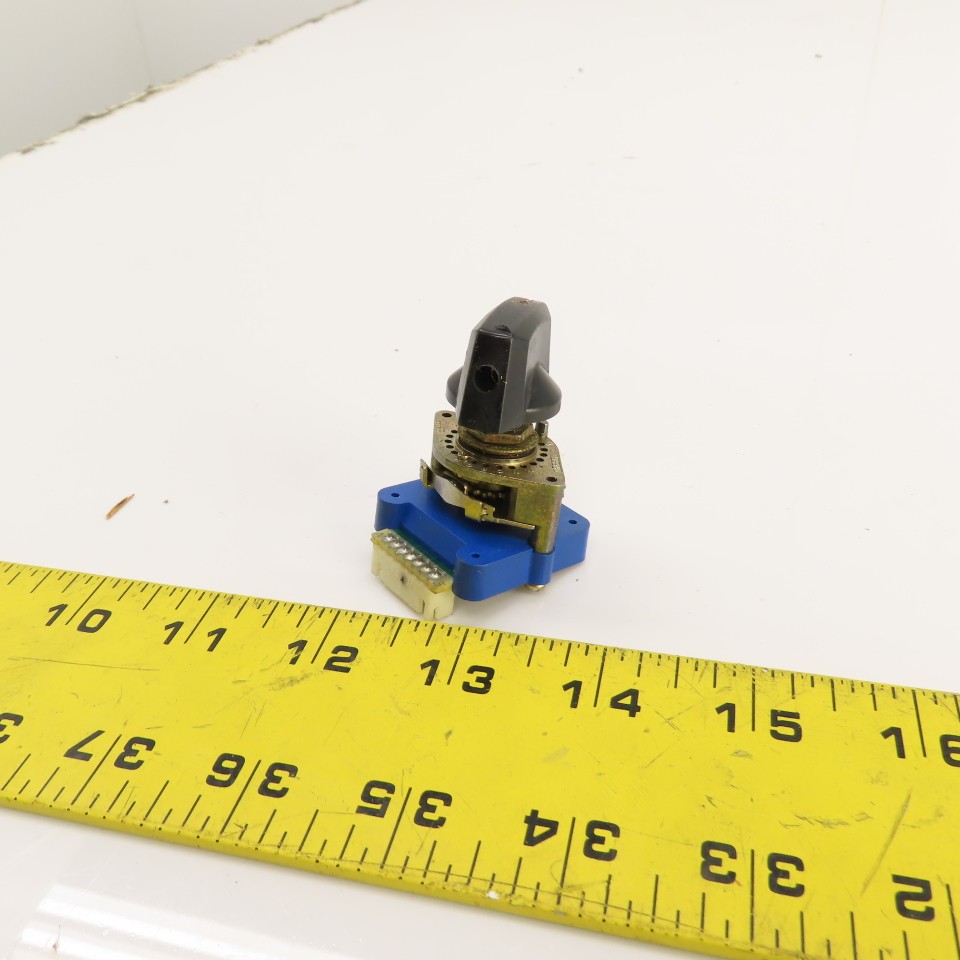 Tosoku 01J8/3 Rotary DP Selector Switch 17-Position GFED CBA