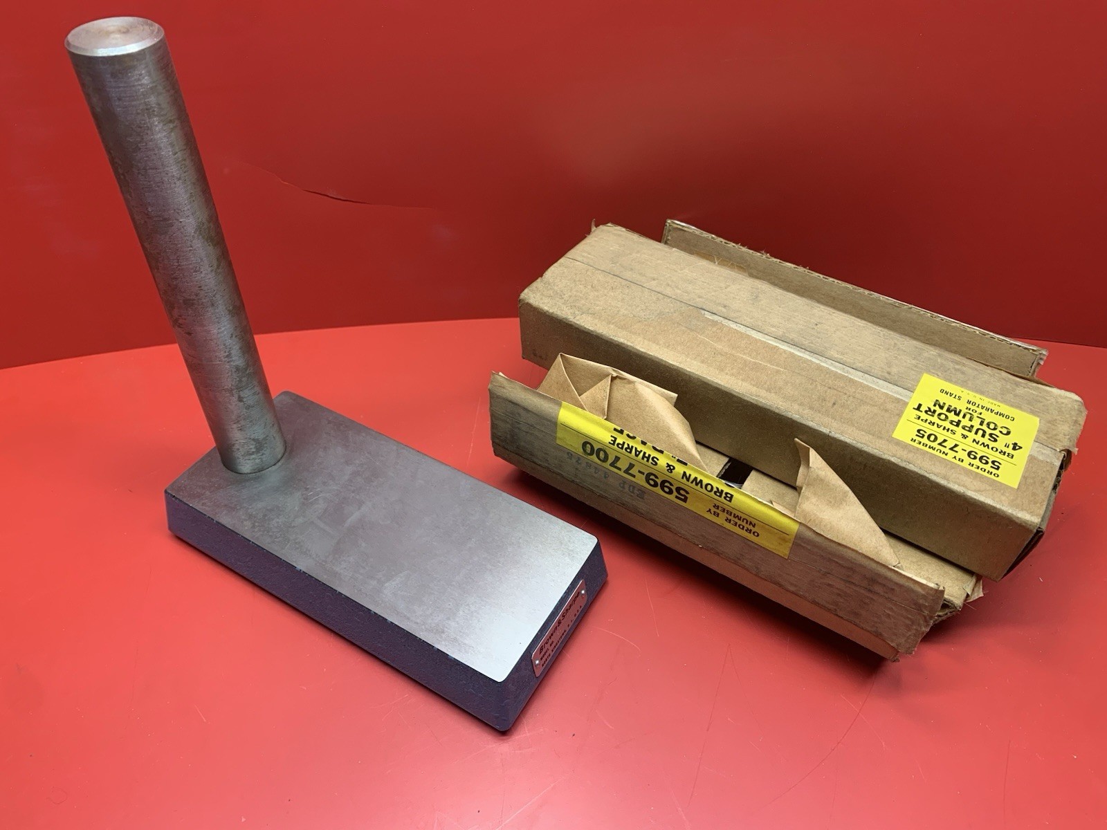 Machinist Tool: Brown & Sharpe 5"x7" Comparator Stand (NOS) 599-7700