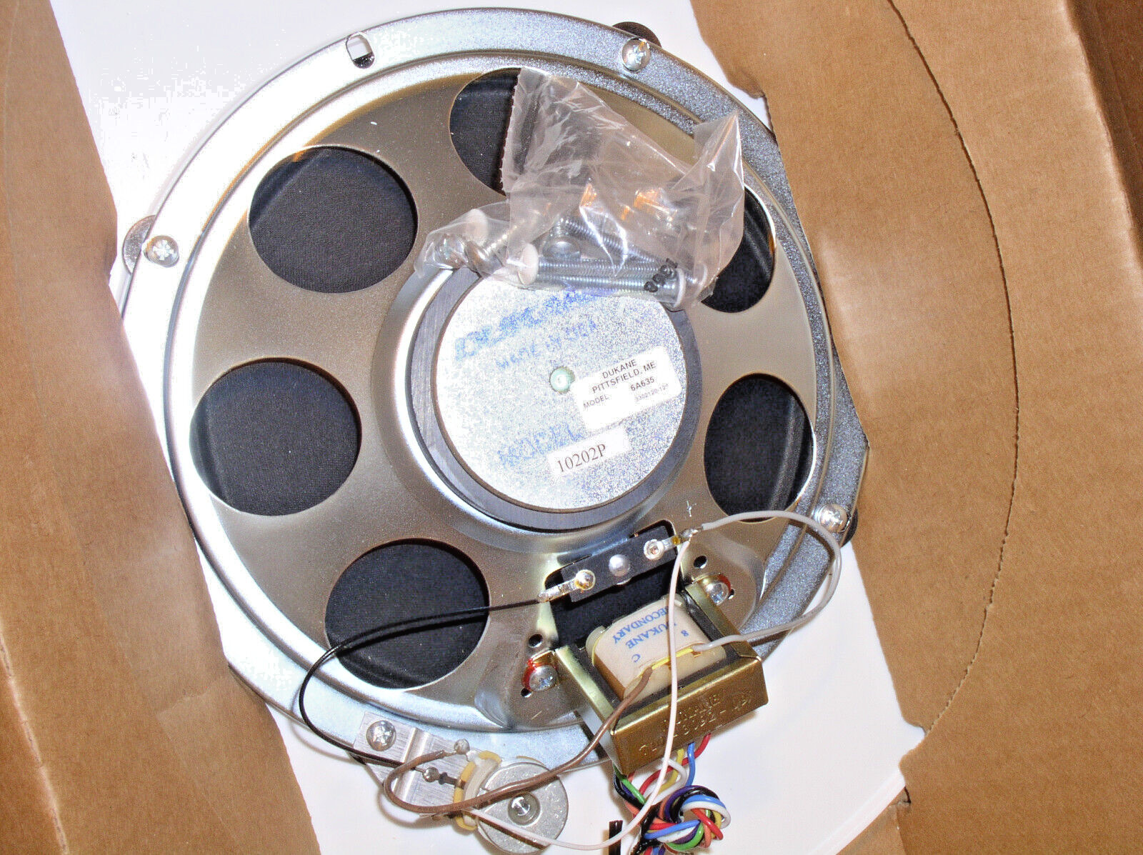 SEALED NIB DUKANE COMMUNICATION SYSTEMS 6A635 CEILING MOUNT SPEAKER ASSEMBLY
