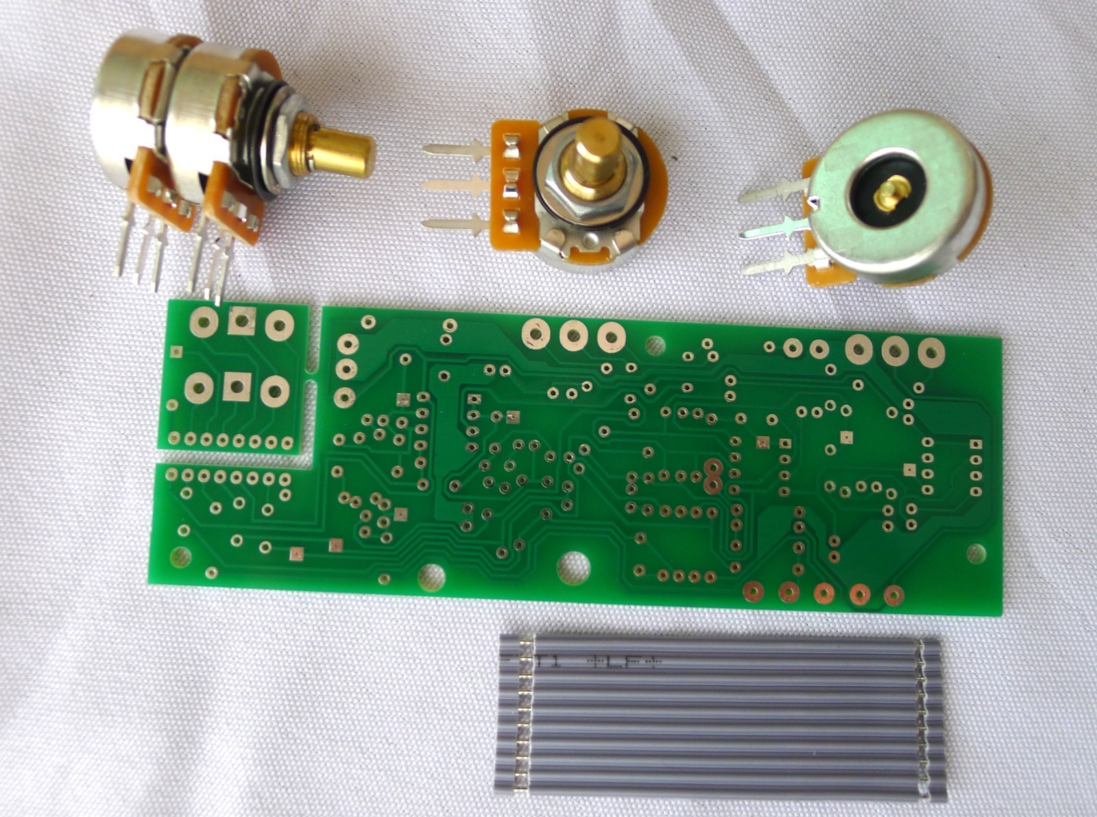 Pots Potentiometer + PCB  For Clon Overdriver Effects Pedal Repair/Diy