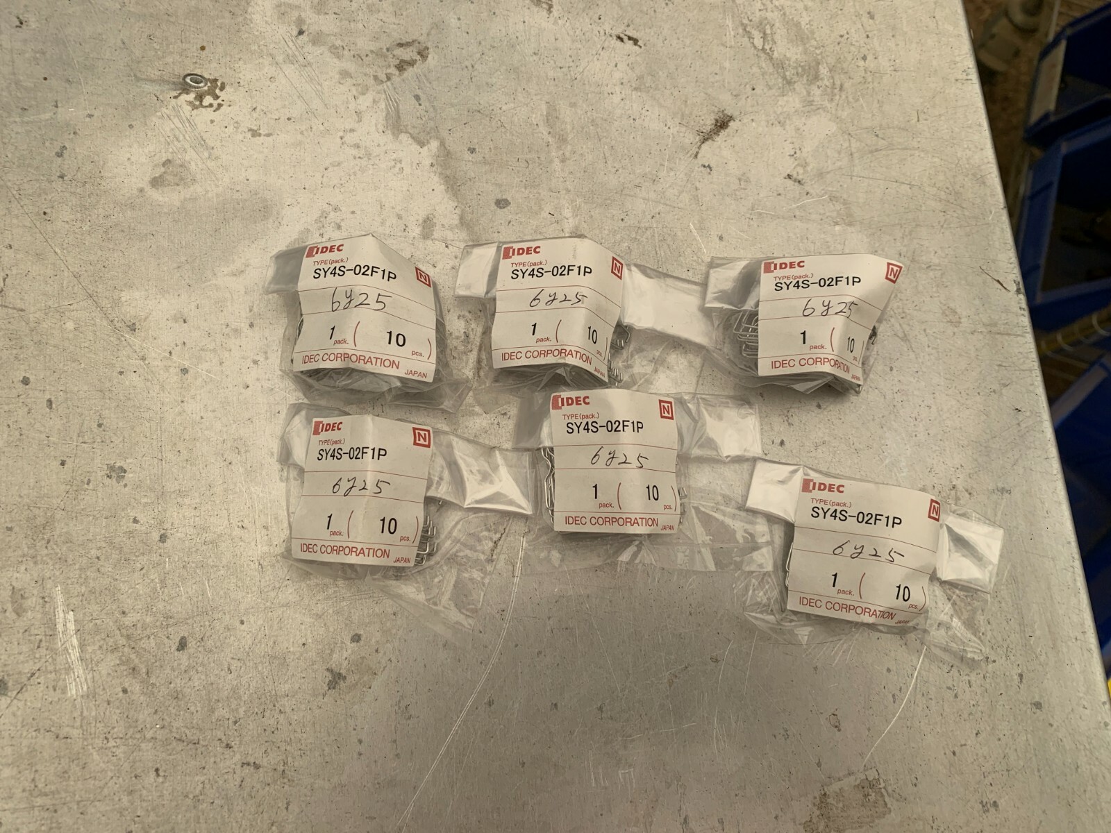IDEC Hold Down Relay Clip P/N SY4S-02F1 (Lot of 6 packs - 60 total clips)