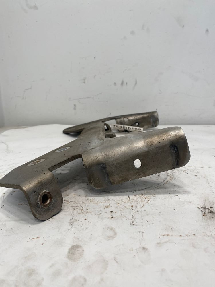 Frame Brackets A2267324003 for Freightliner (753-10169)