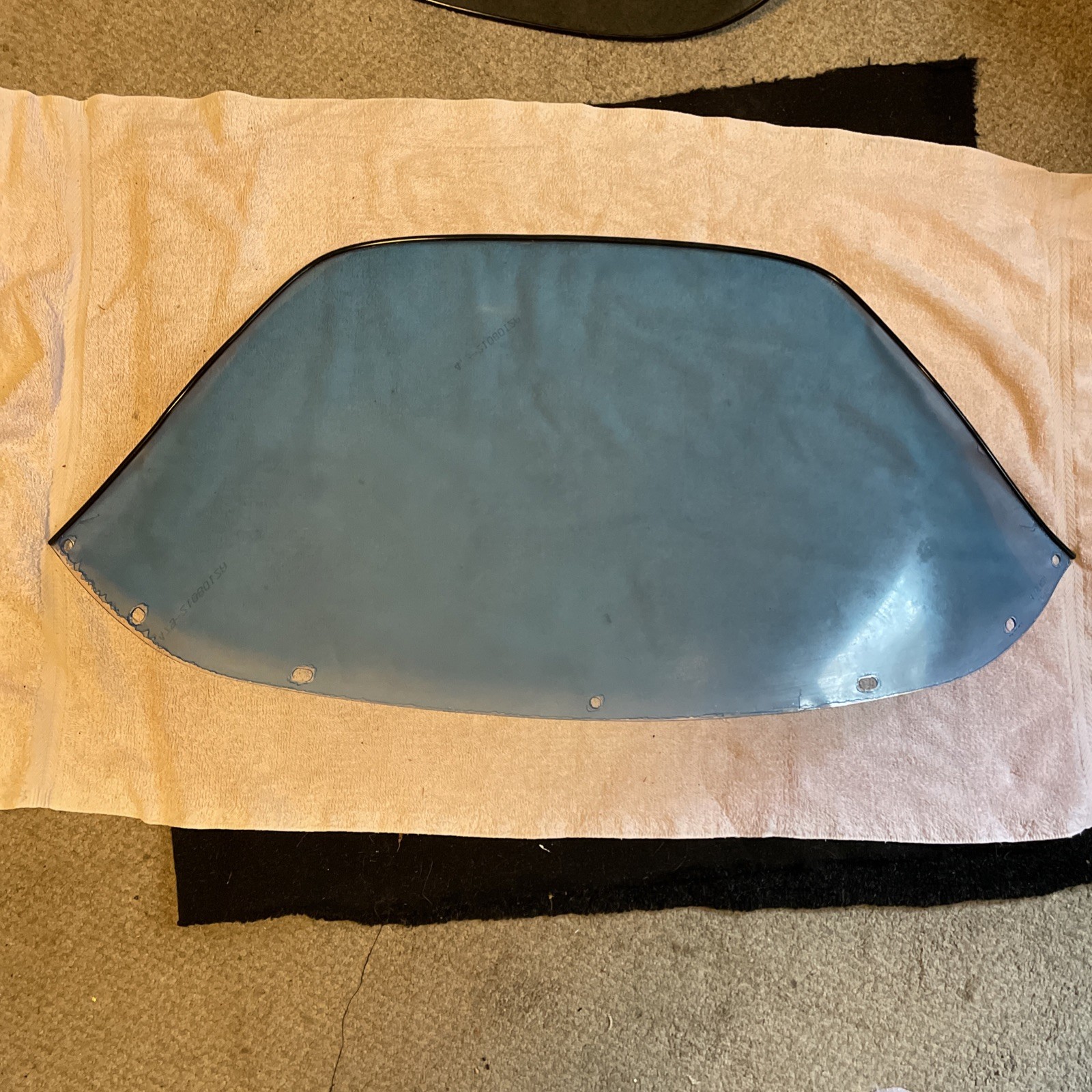 Kimpex 37" (33”)Clear Snowmobile Windshield (274740) New Ski Doo.  Tag 214