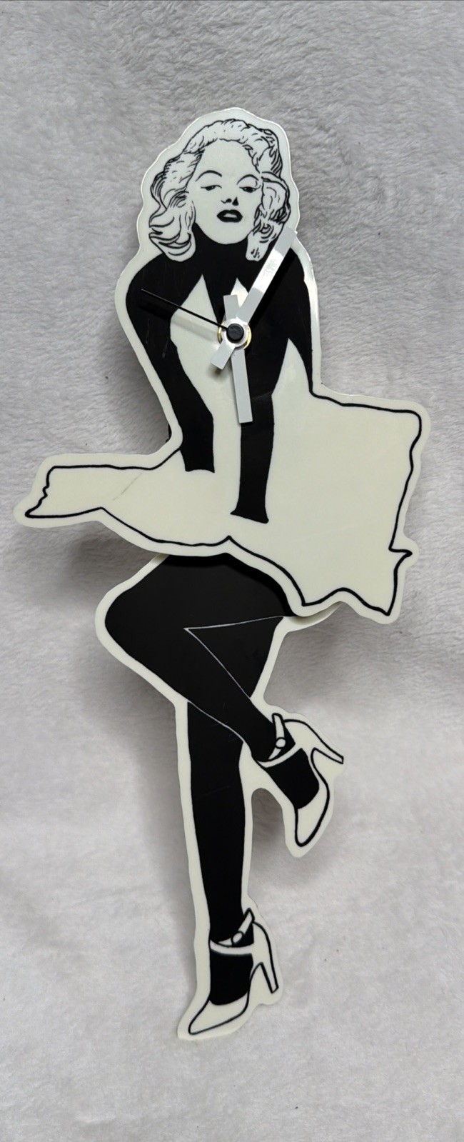 Vintage Marilyn Monroe Wall Clock with Swinging Legs Pendulum