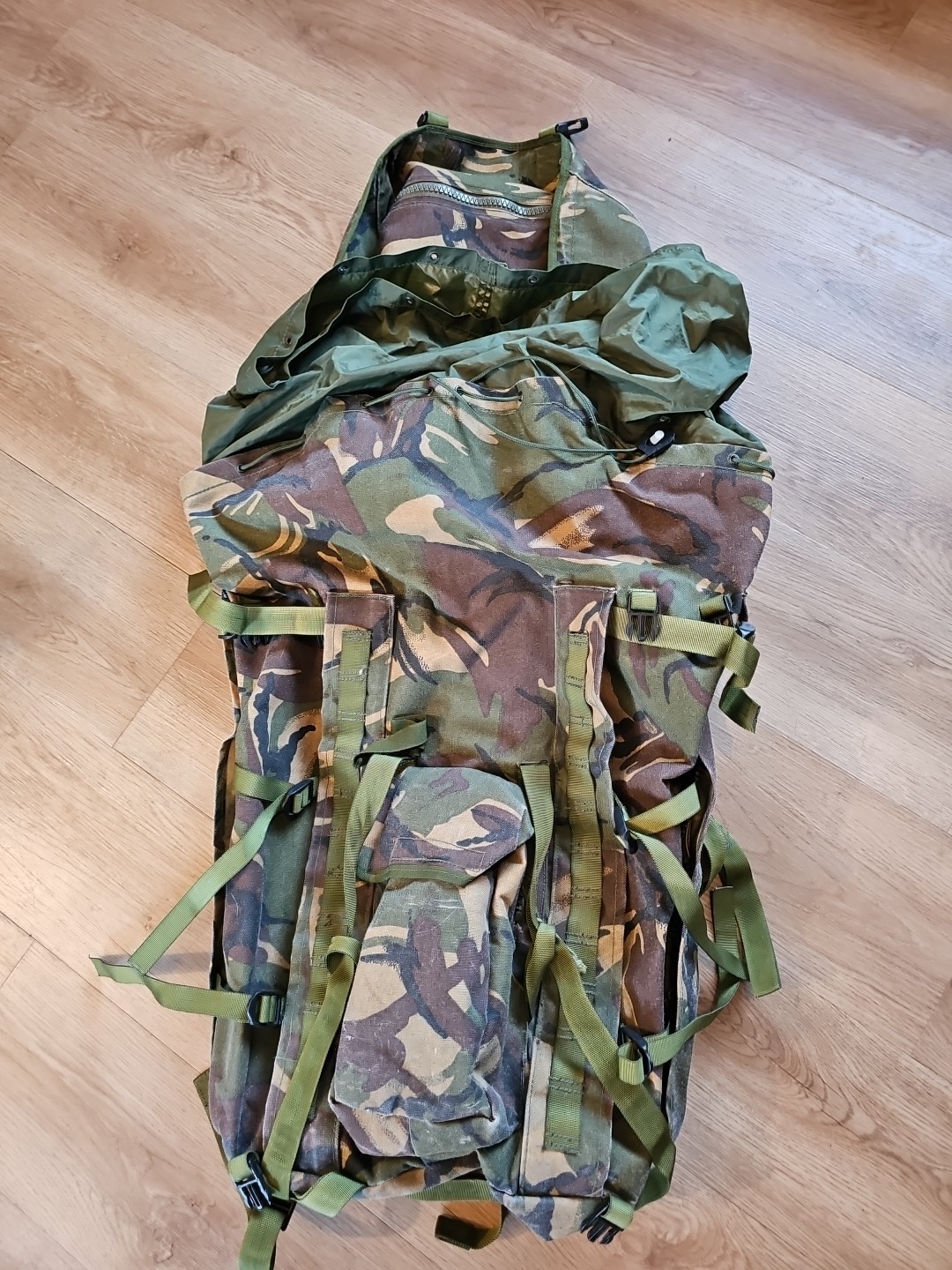 British Army Bergen DPM IRR 2004 Rucksack and Frame Long Convoluted Back
