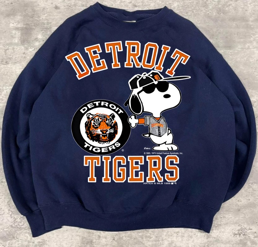 Detroit Tigers baseball cartoon navy color crewneck sweatshirt KV30244