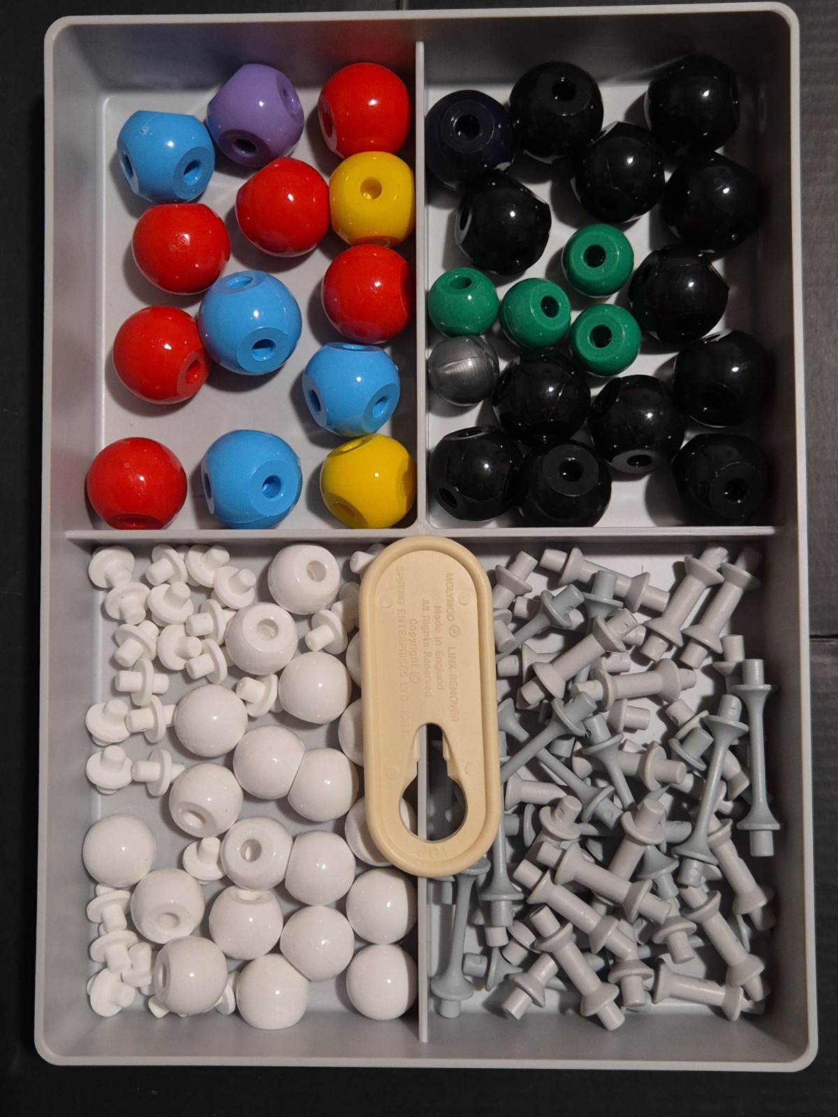 Molymod Organic Student Set Molecular Model Set MMS-008 51 Atoms 122 Pieces
