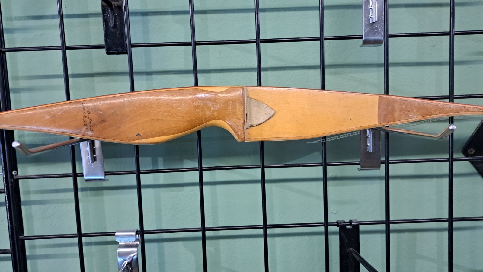ben pearson recurve bow 706-64 Cougar 28#