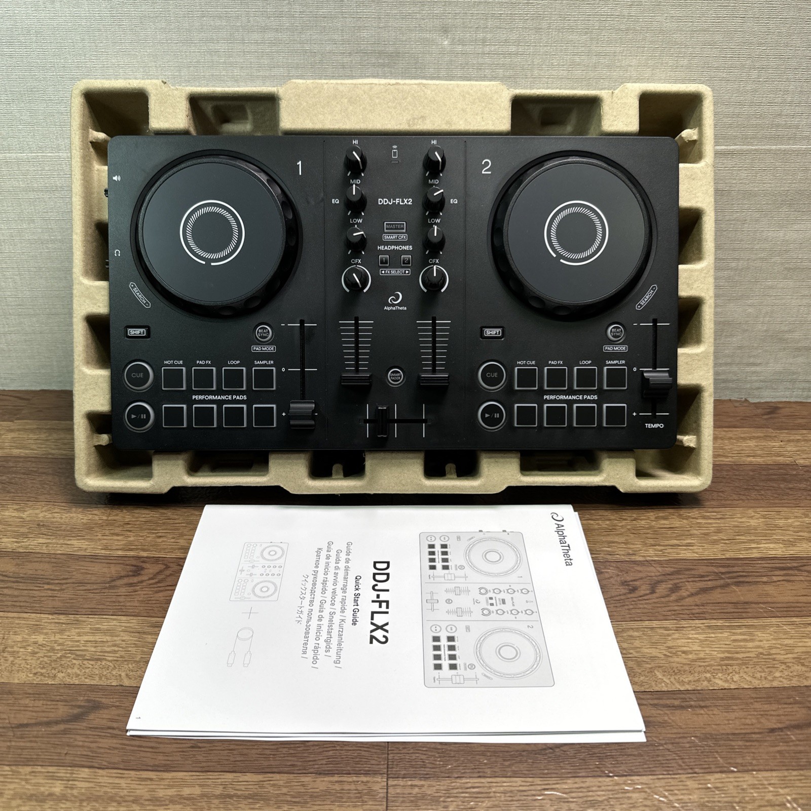 Alpha Theta DDJ-FLX2 Compact 2-Channel Serato DJ Controller / READ