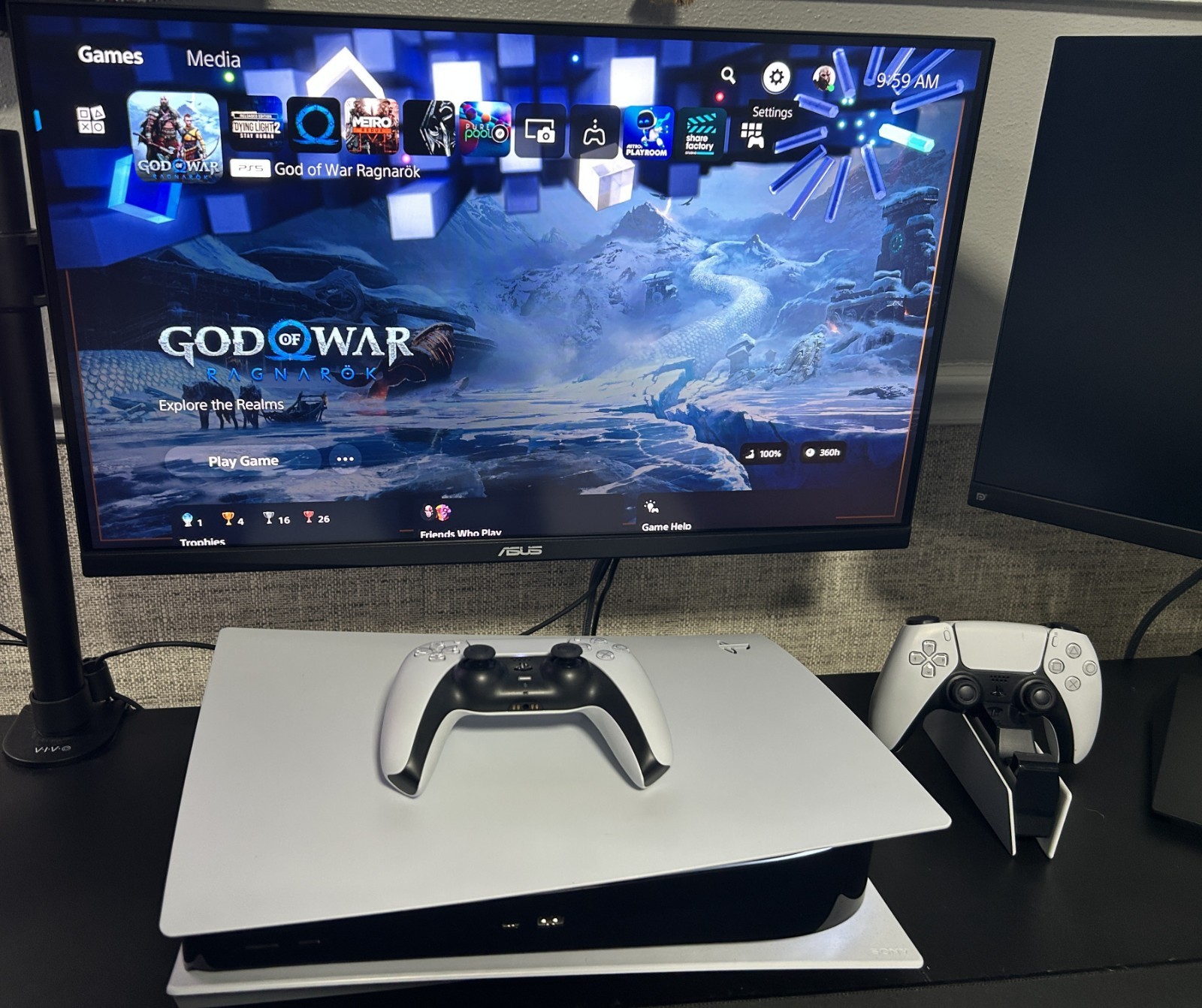 Sony PlayStation 5 Disc Edition 825GB Console + 2 Controller + Charging dock