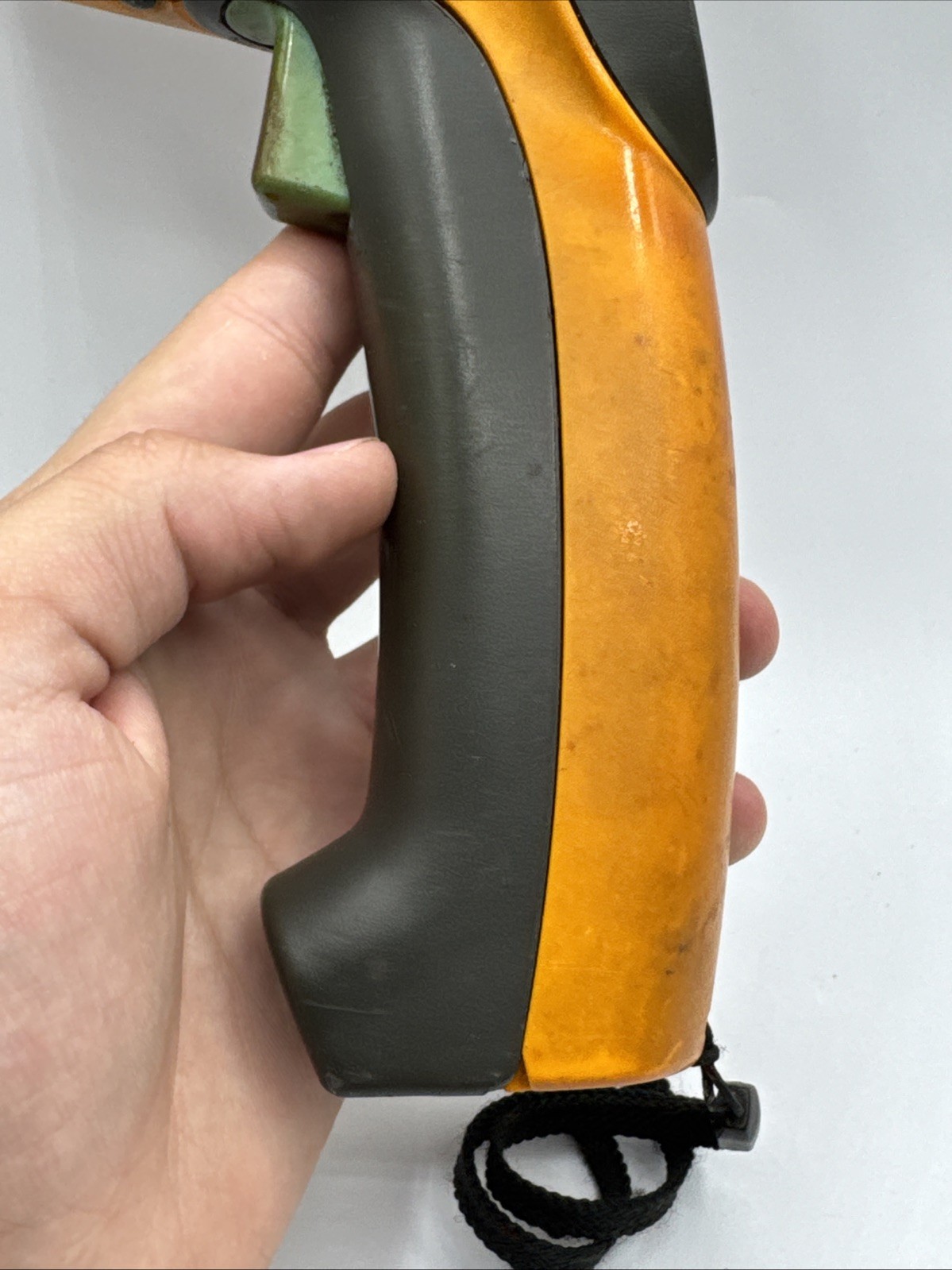 Fluke 63 IR Thermometer Tested Includes Battery