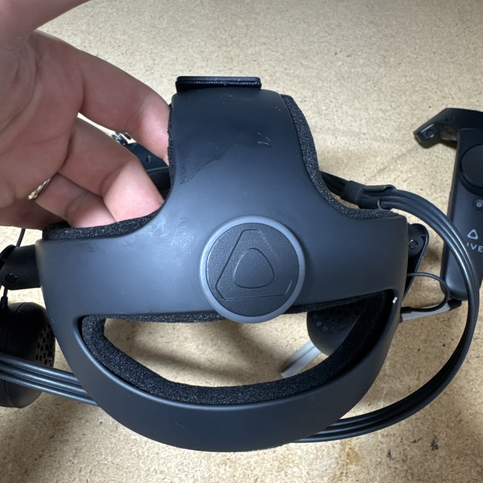HTC Vive Virtual Reality Headset Bundle Untested