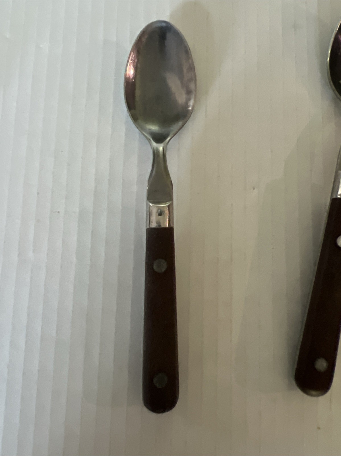 Washington Forge Mardi Gras Flatware Four 5 Piece Place Setting
