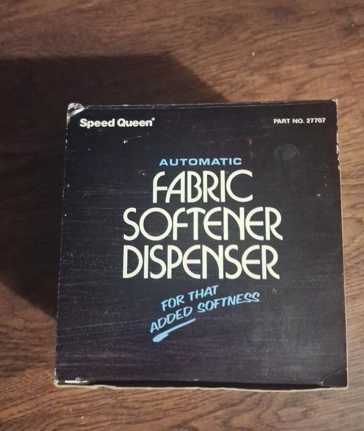 VINTAGE Speed Queen Automatic Fabric Softener Dispenser NOS Part #27707 USA