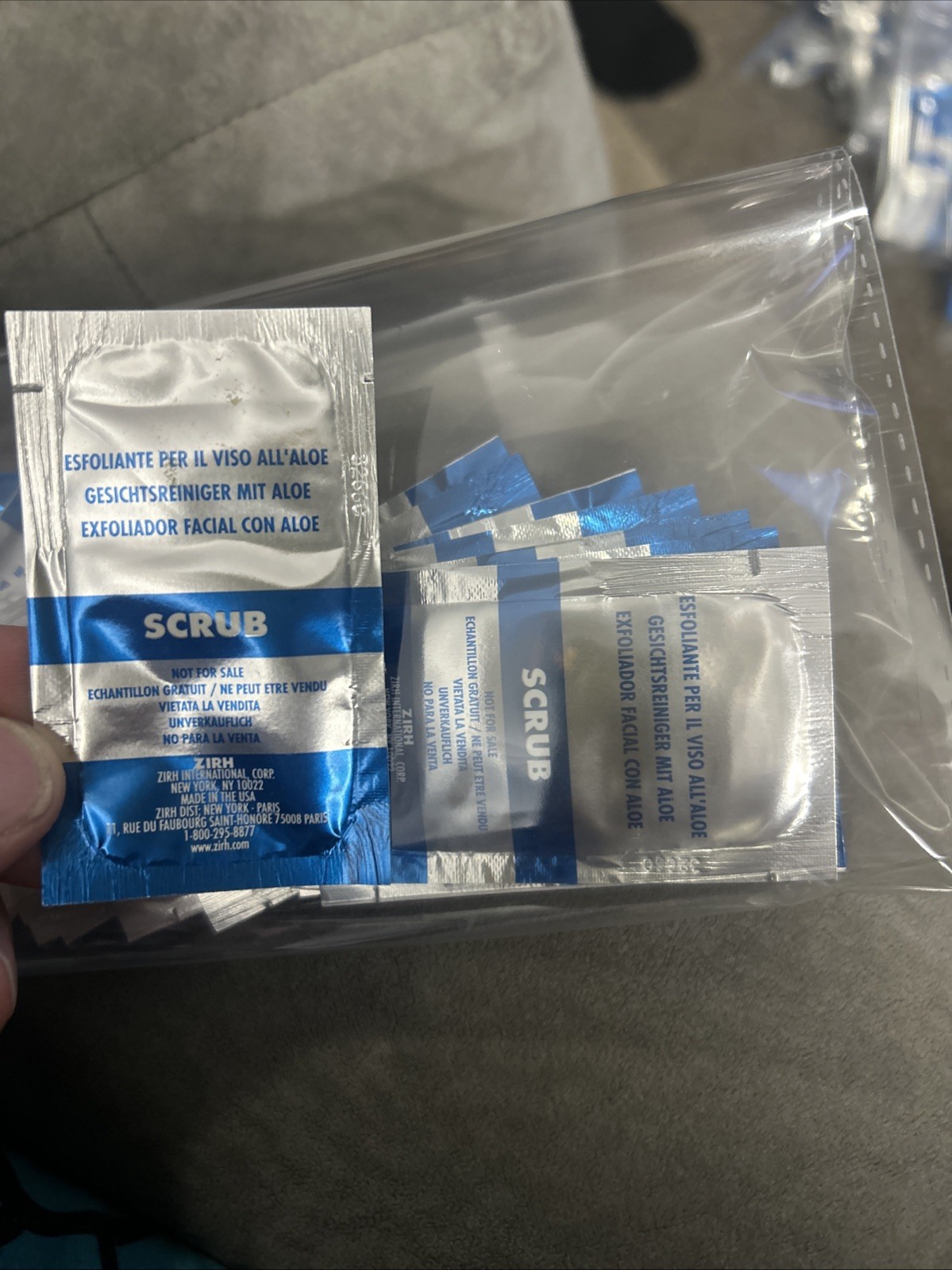 Zirh Scrub Face Sample Packets of 20 3ml  Each Scrub / Travel Size Pack