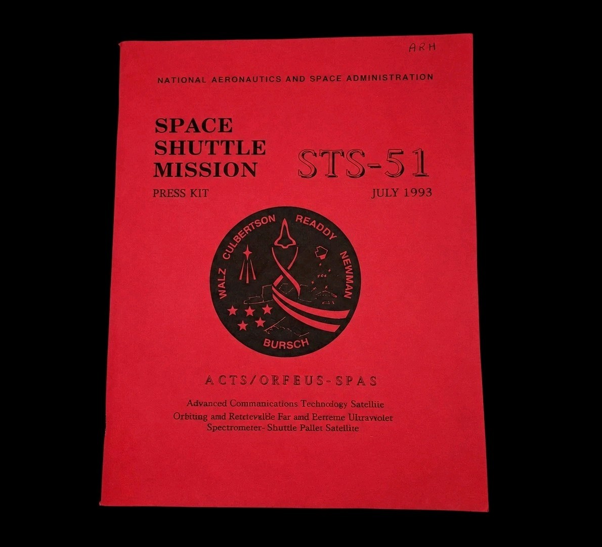 STS-51 Press Kit Booklet NASA Space Shuttle Discovery Mission Red Cover Ephemera