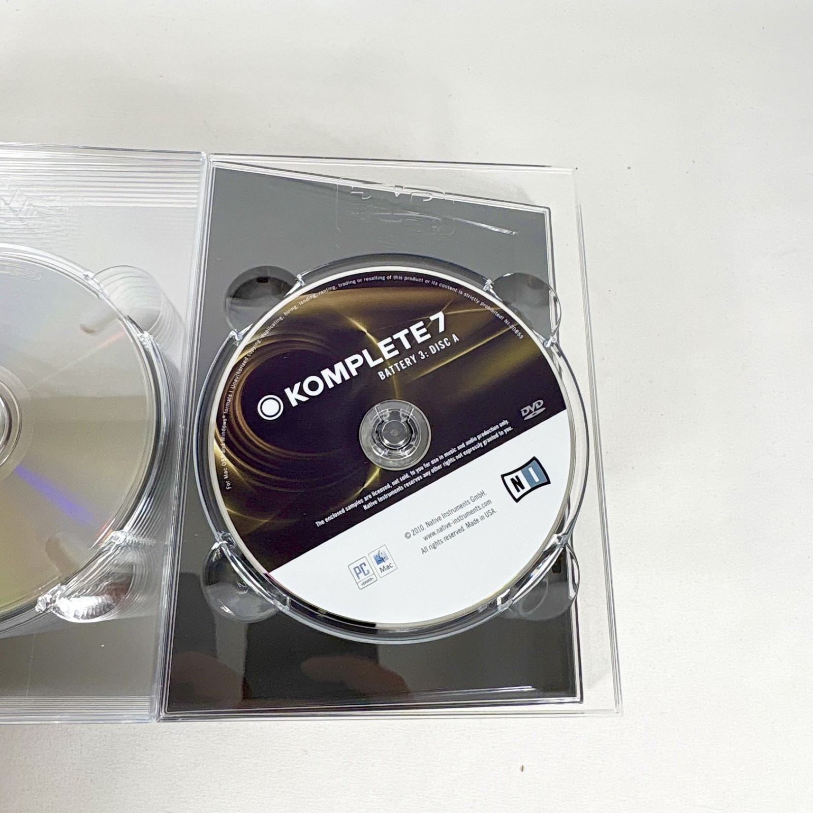Native Instruments Komplete 7 (with Serial Number and all disks)