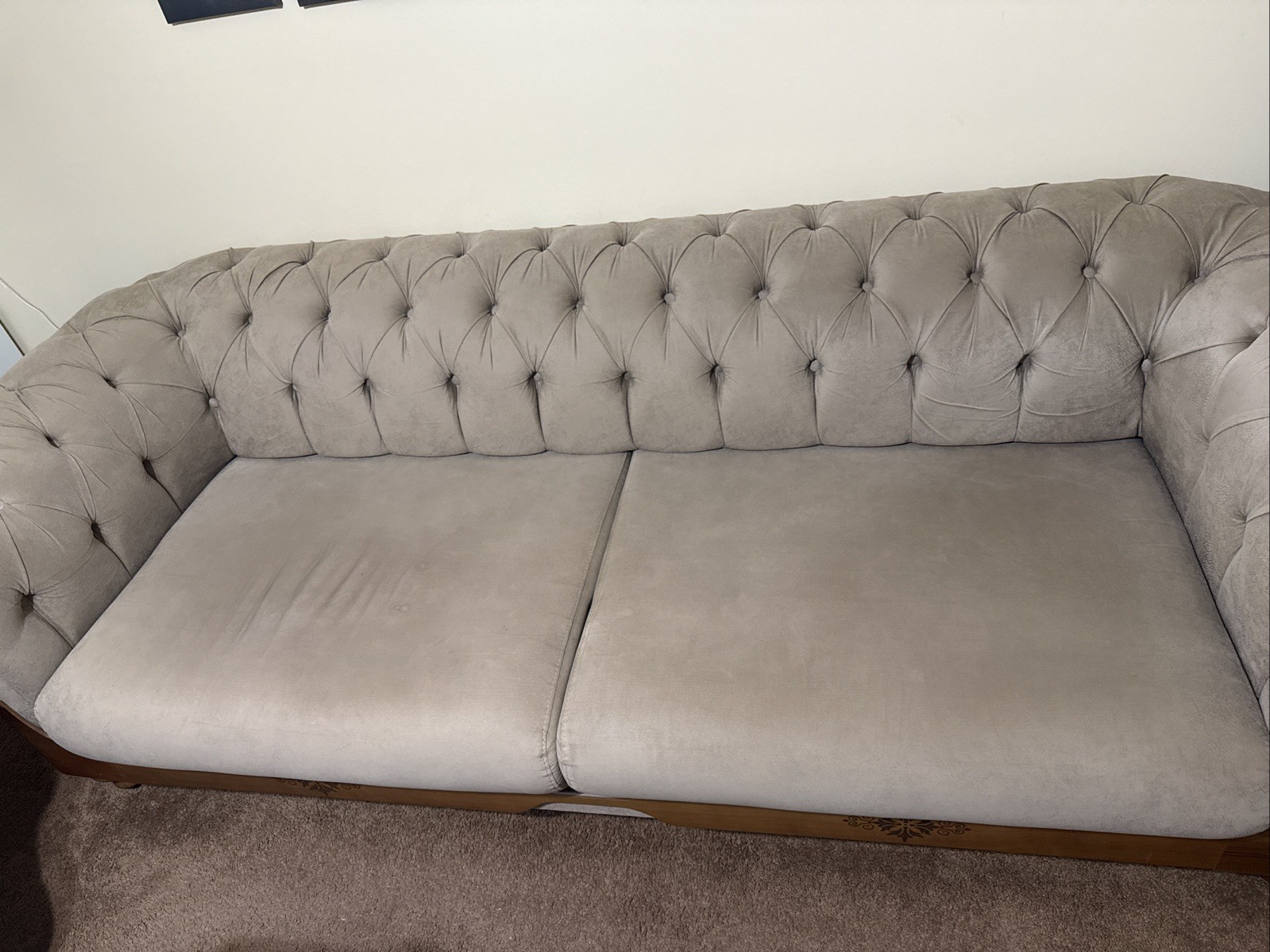 Tufted Beige Fabric Sofa Couch Clean Modern Style