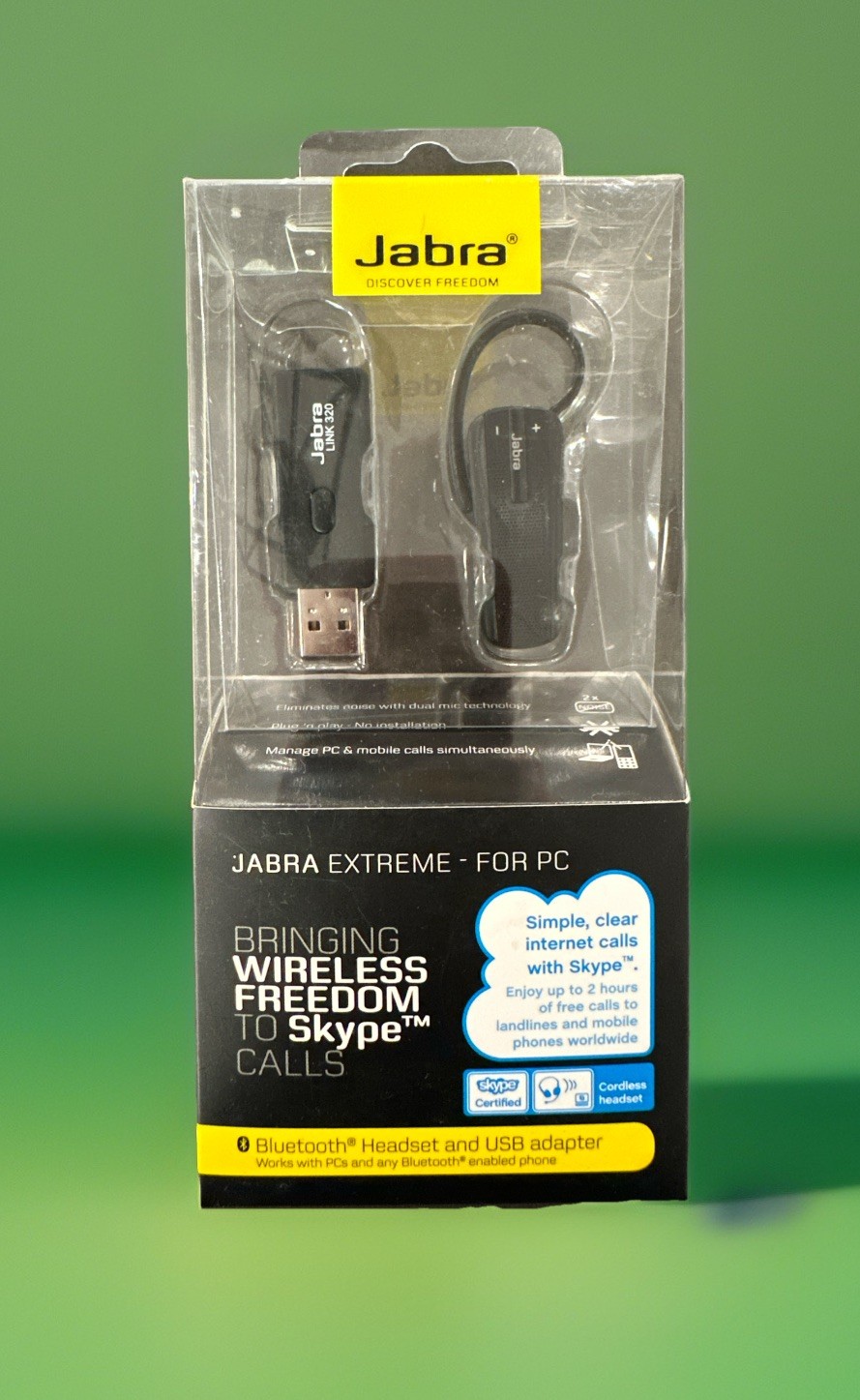 NEW Jabra BT530 Extreme Headset & Link 320 USB Adapter **READ**