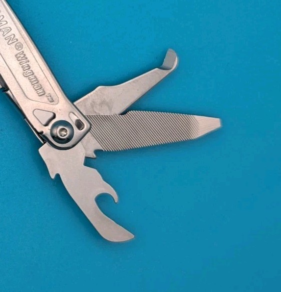LEATHERMAN WINGMAN MULTI-TOOL! FAST SHIPPING!