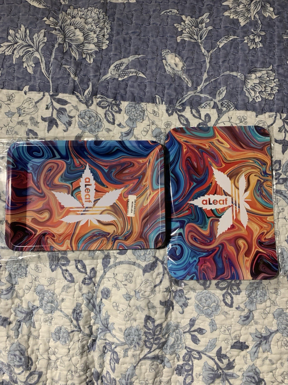 Aleaf Metal Rolling Tray With Magnetic Lid Cover