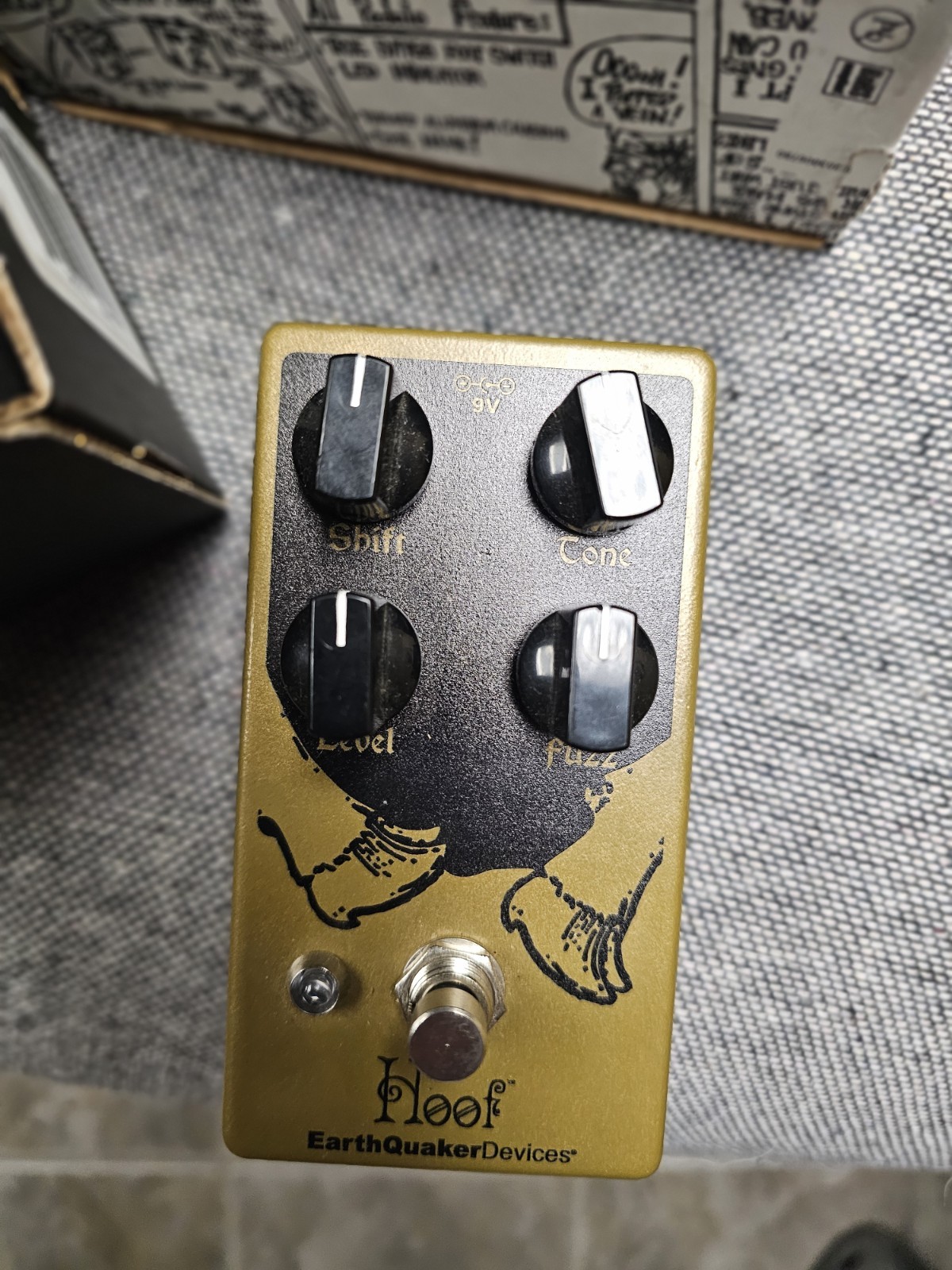 EarthQuaker Devices Hoof Analog Fuzz Pedal Gold Electric Guitar #8658