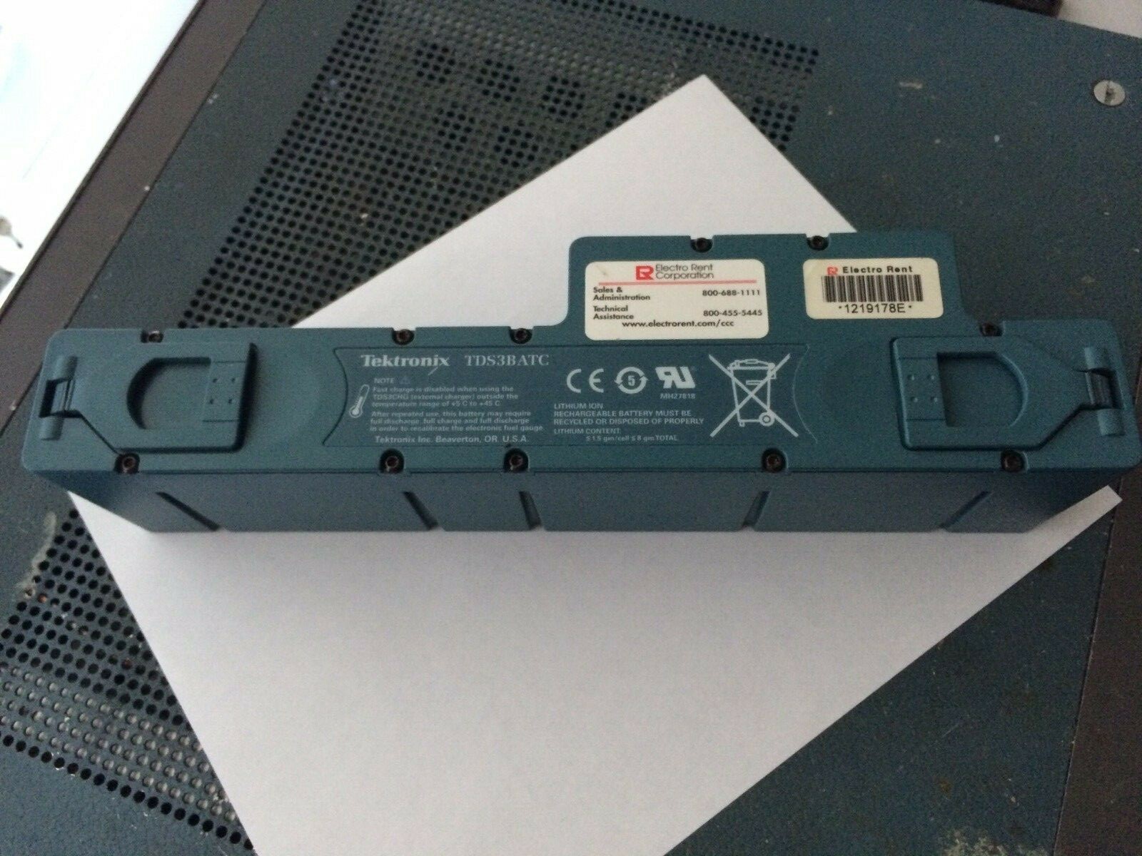 Good TEKTRONIX TDS3BATC Li-Ion BATTERY for TDS3000 scopes, costs $865 new @ Tek