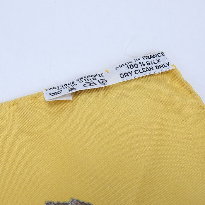 HERMES Carre 90 Scarf 100% Silk 【Used】 Unisex