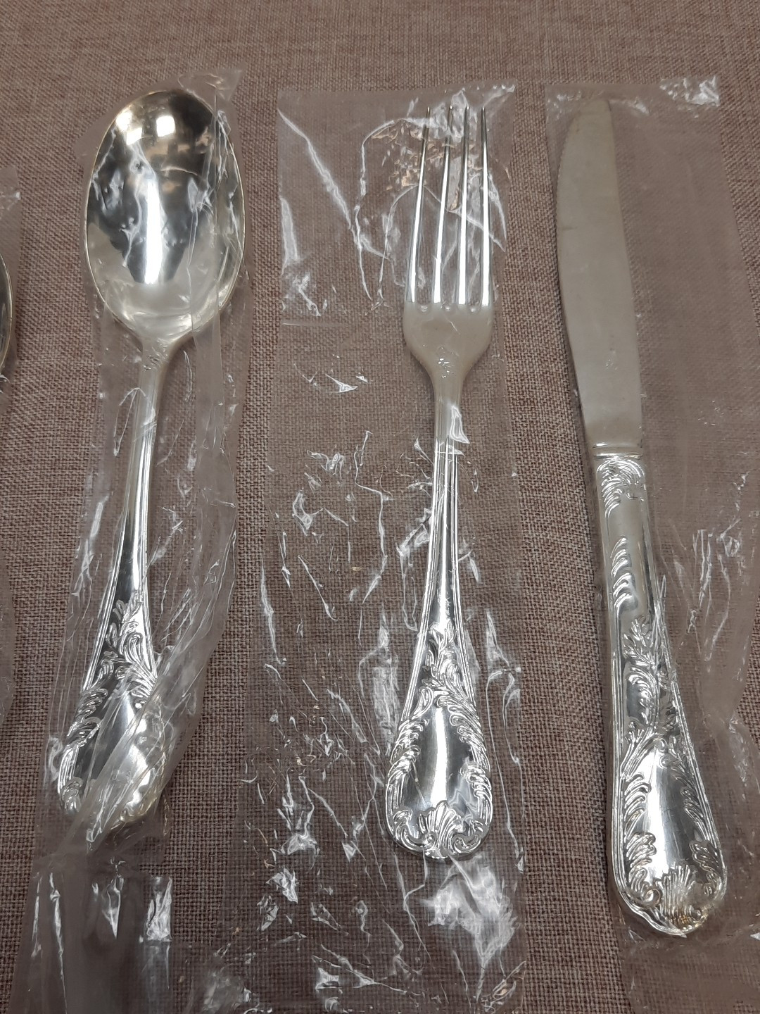 Stainless 4-Piece Place Flatware Setting Marly Pattern NEW SEALED