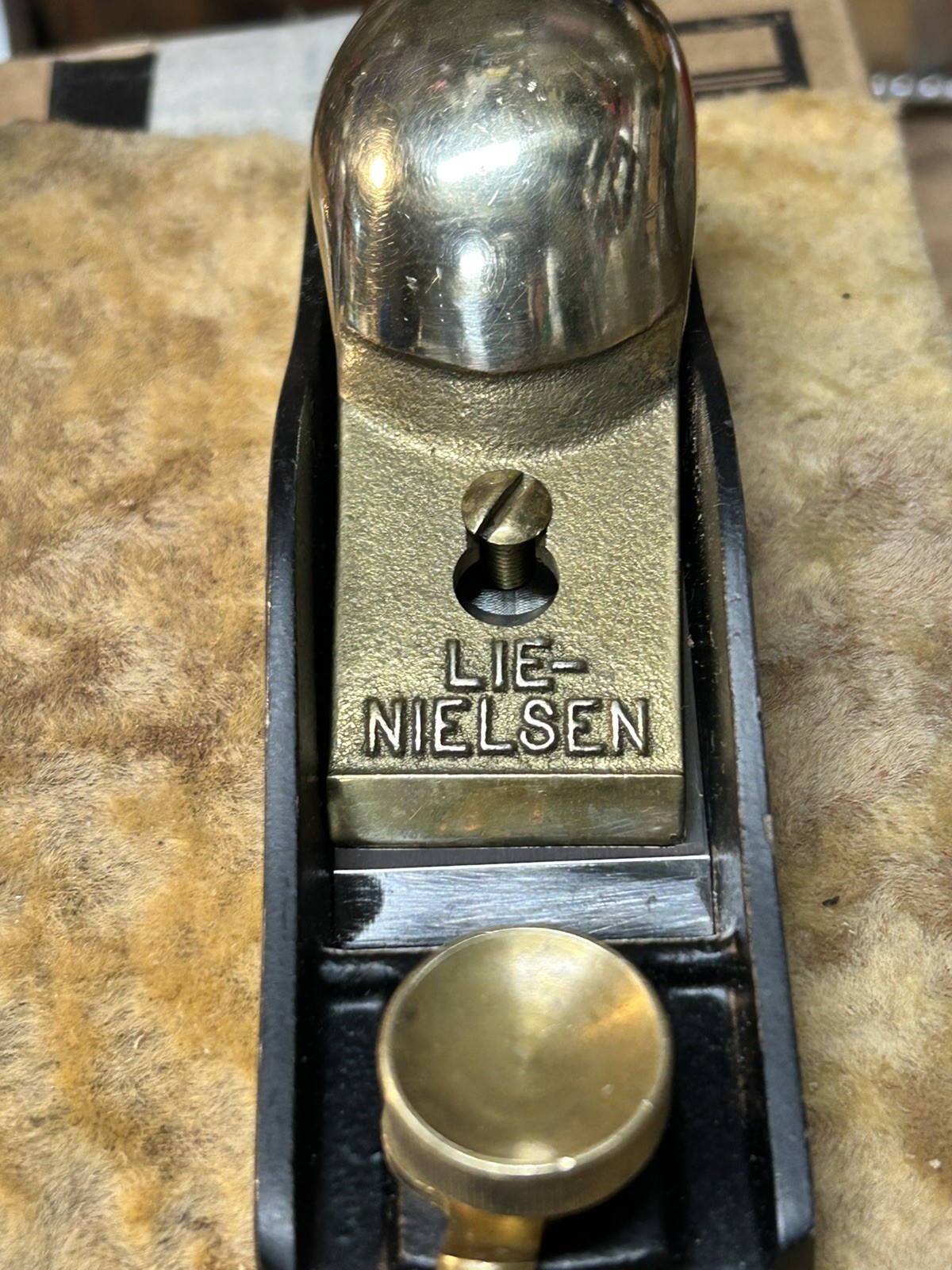 Lie-Nielsen  No. 60 1/2 Low Angle Adjustable Mouth Block Plane 6-1/4" L 1-3/4"W