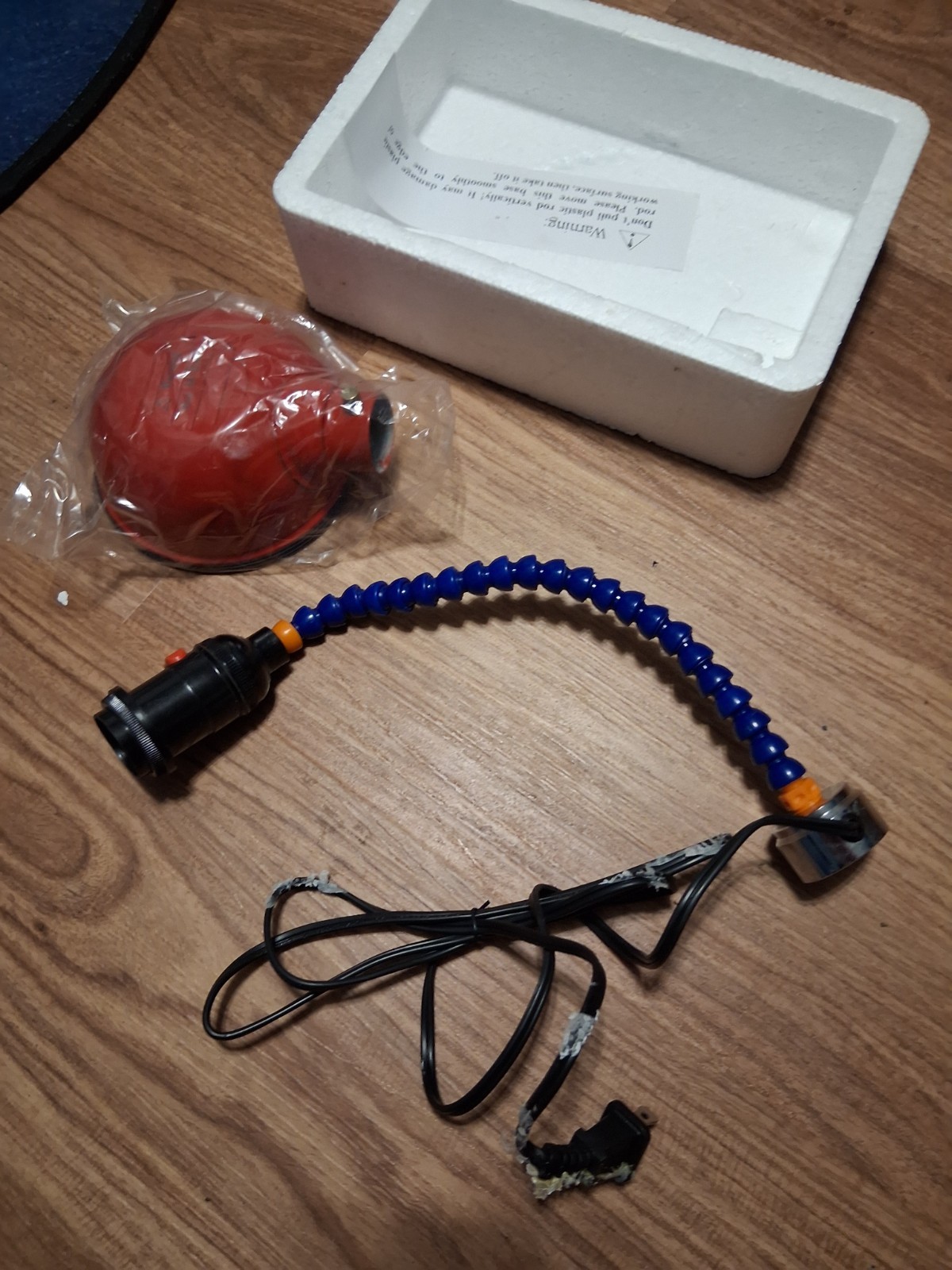 Magnetic Base Work Light flexible new in box