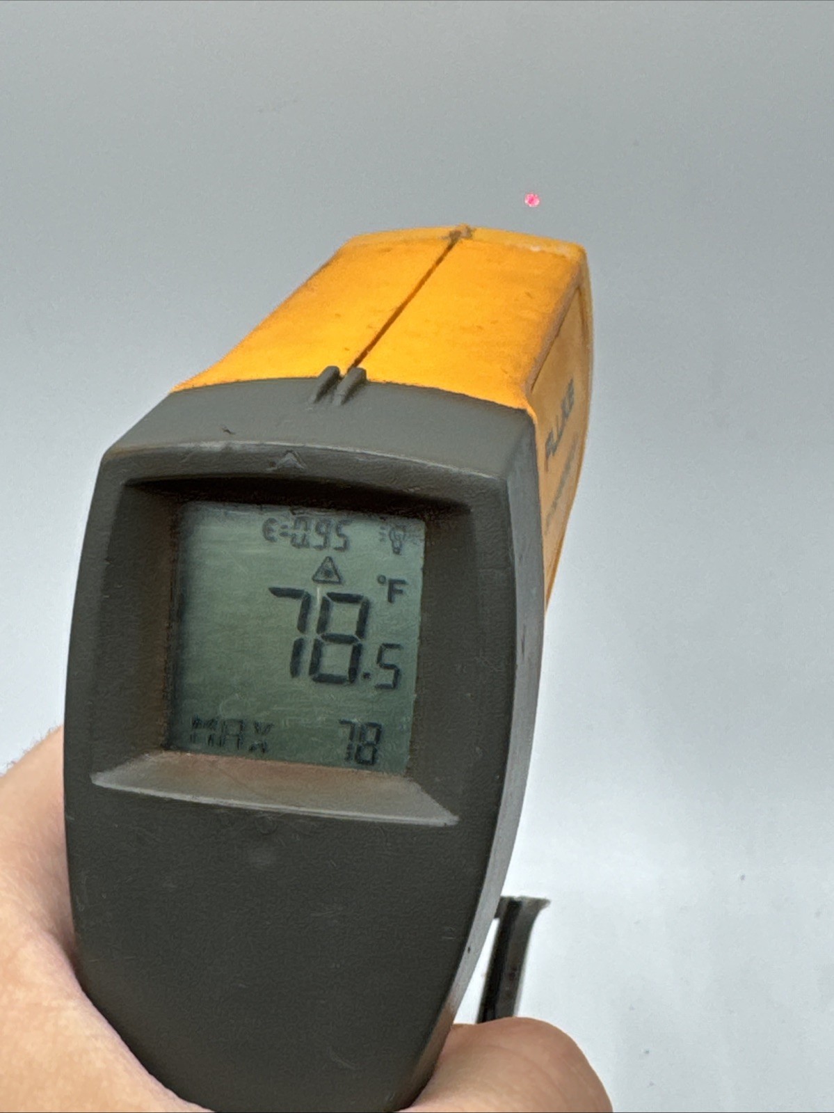 Fluke 63 IR Thermometer Tested Includes Battery