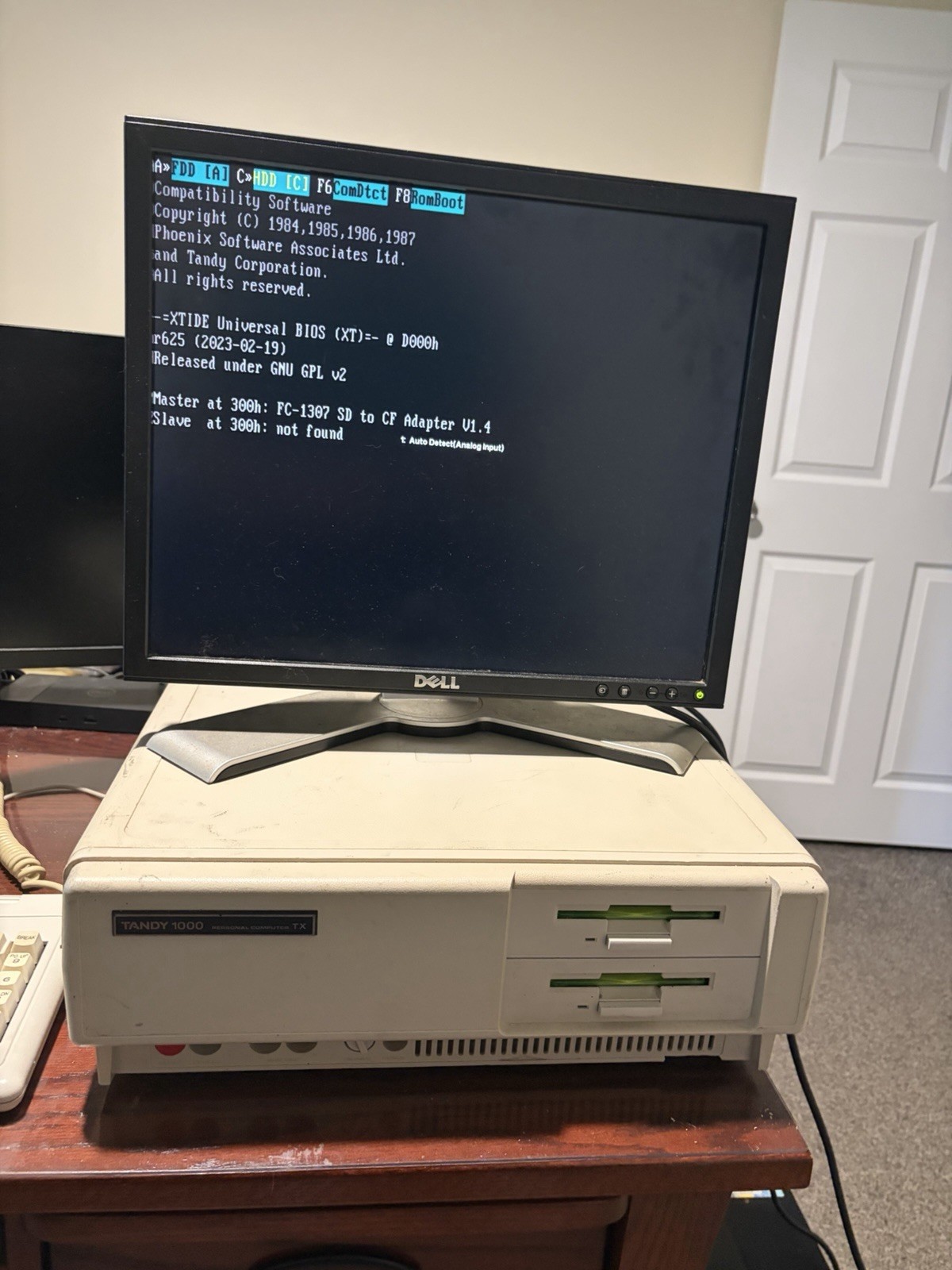 Complete Vintage Tandy 1000 TX Personal Computer System - READ FULL DETAIL!