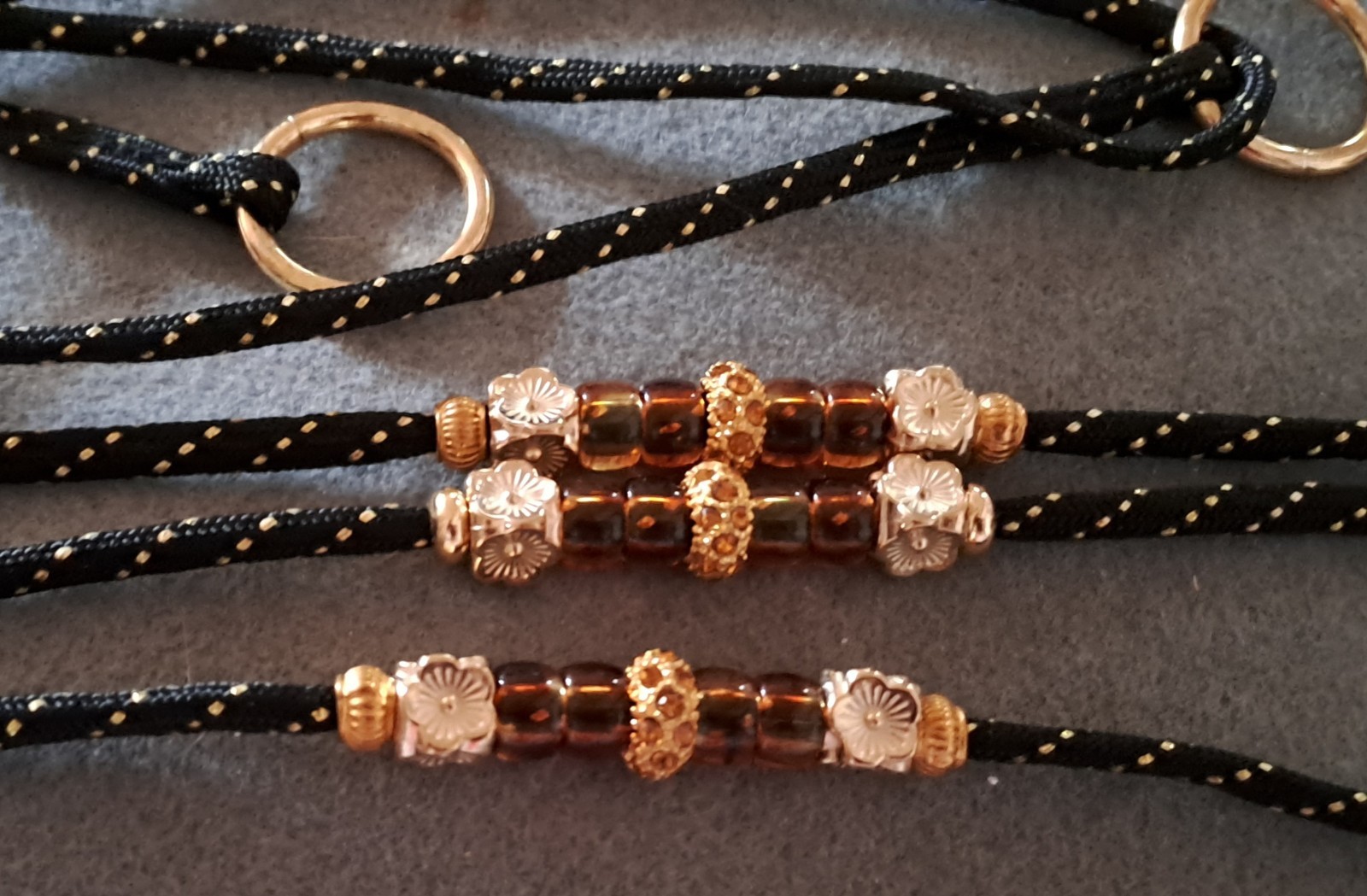 Beaded Dog lead&slip collar, black/fleck,elegant Glisty beads,advise dogs Neck