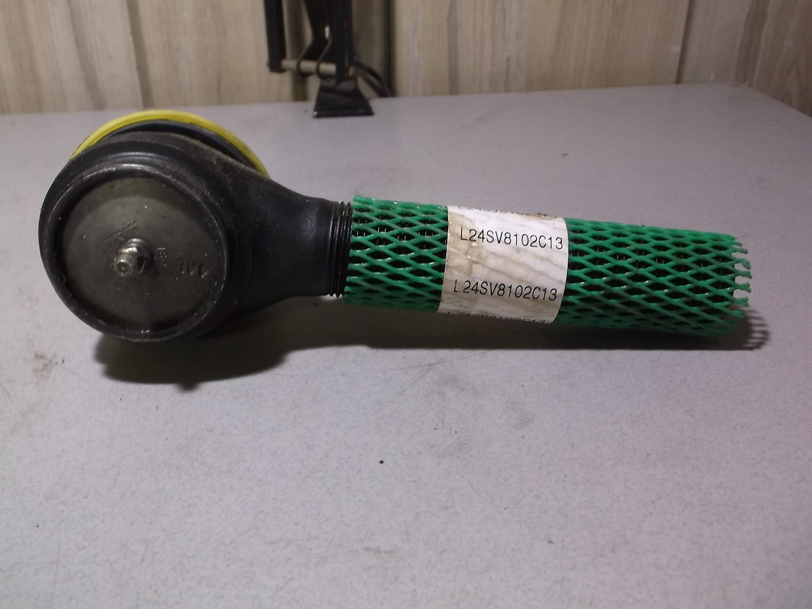 Heavy Duty Tie Rod End L24SV8102C13 *FREE SHIPPING*